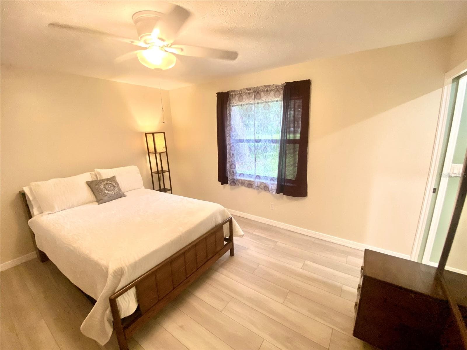 Single Family Residence at 660 SUNDANCE, WIMAUMA, photo 18 of 30