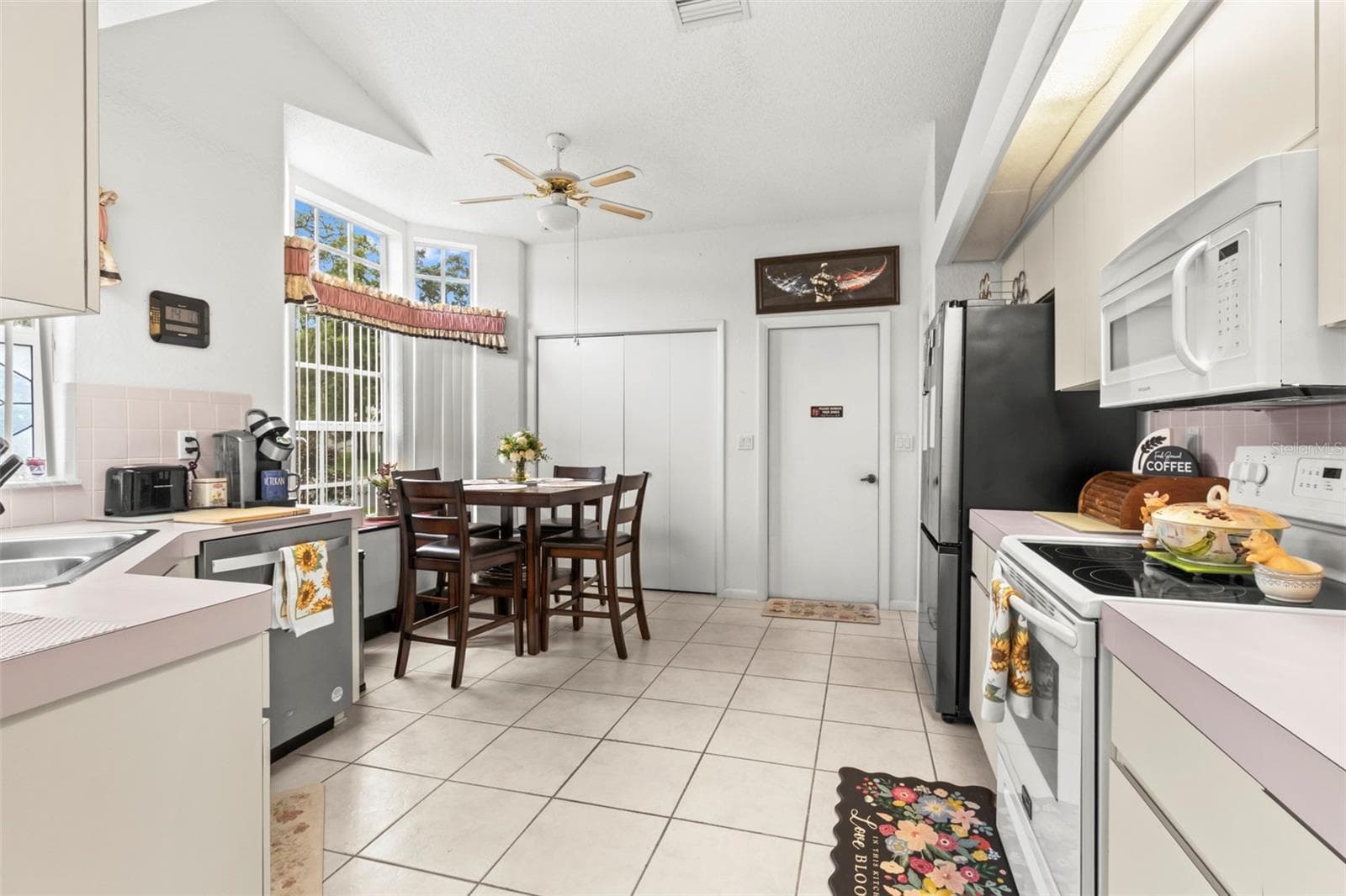 Villa at 9288 NEW ORLEANS DR, WEEKI WACHEE, photo 5 of 27