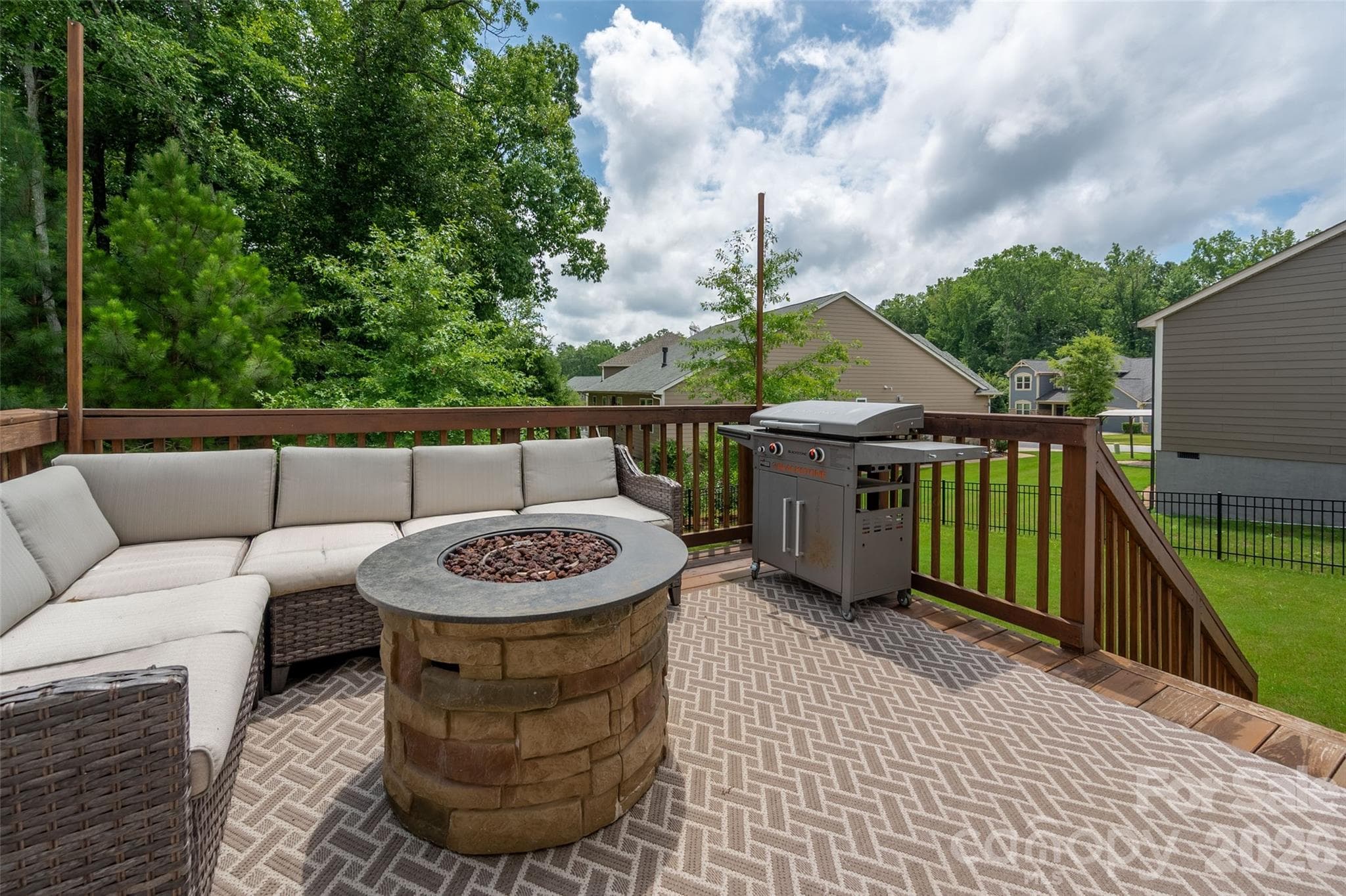 Single Family Residence at 438 Sandbar Point, Clover, photo 10 of 48