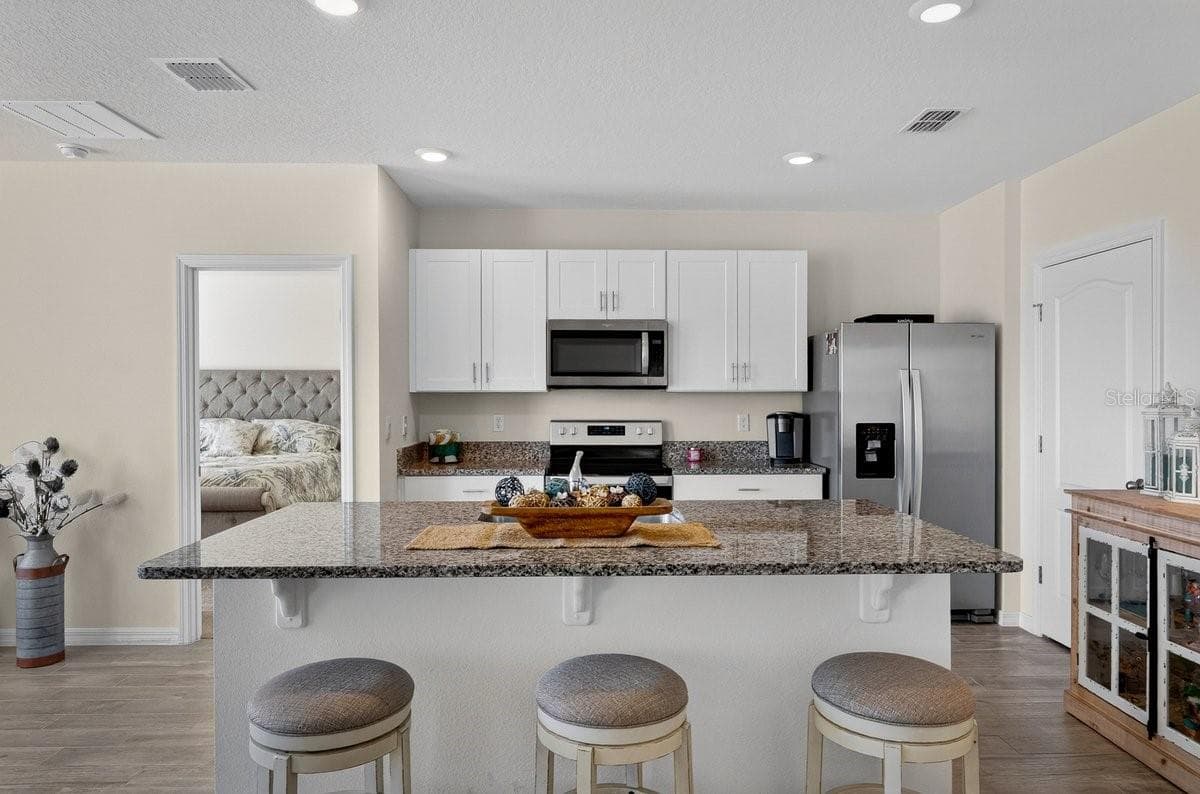 Single Family Residence at 1346 MIDDLE LAKE DR, ORMOND BEACH, photo 8 of 69