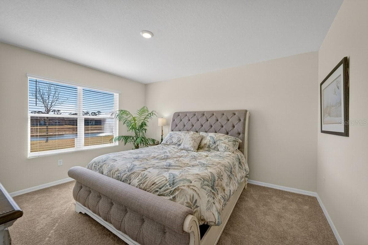 Single Family Residence at 1346 MIDDLE LAKE DR, ORMOND BEACH, photo 17 of 69