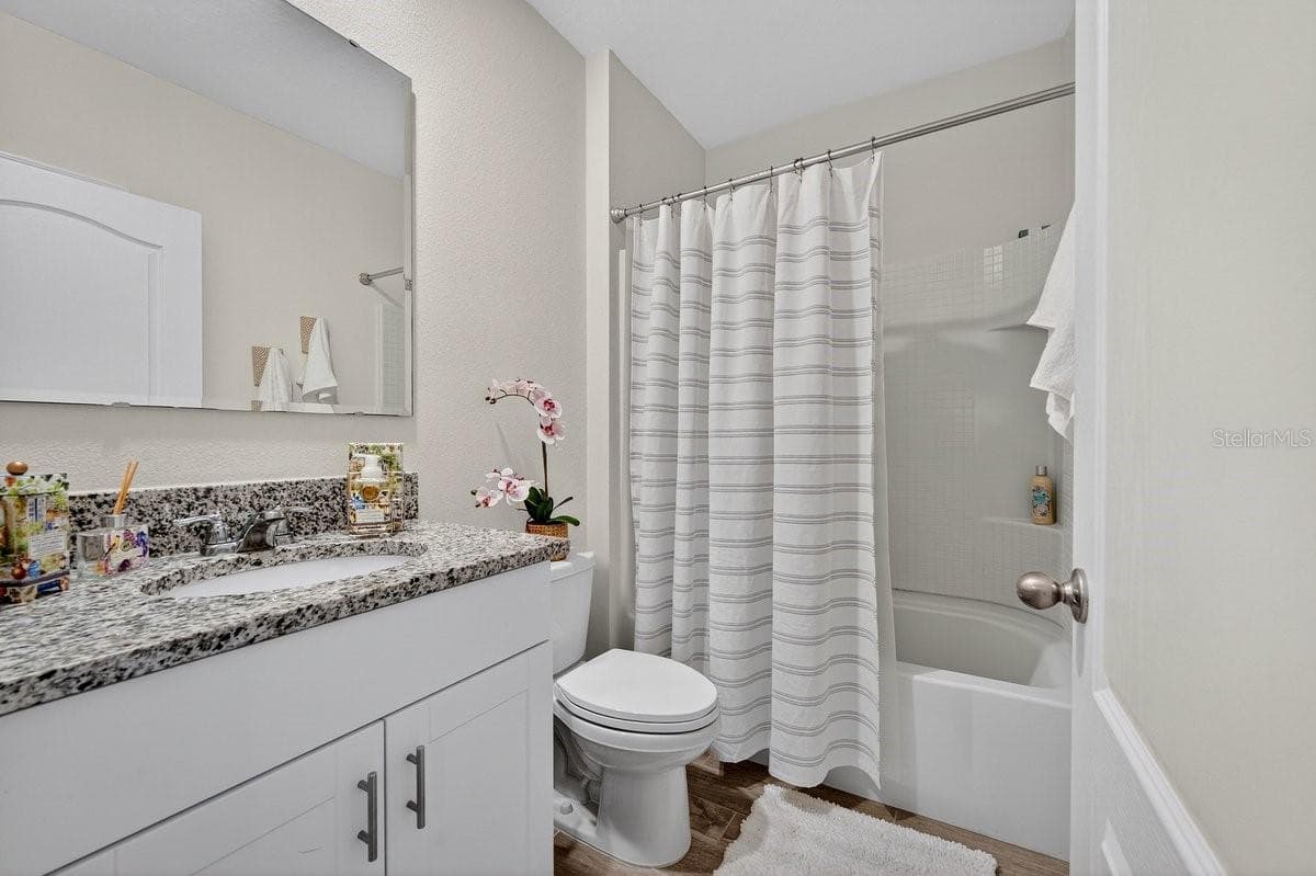 Single Family Residence at 1346 MIDDLE LAKE DR, ORMOND BEACH, photo 26 of 69