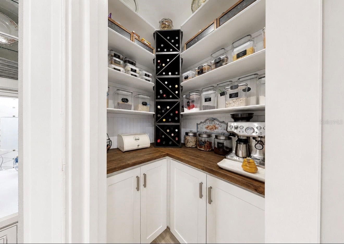 Custom Pantry - 10505 WICKER PARK PL, PALMETTO