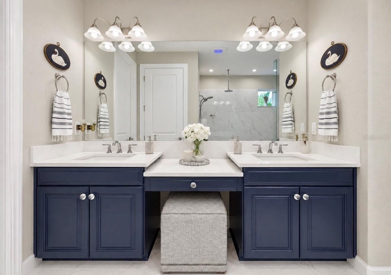 Primary Vanity with Integrated Beauty Vanity - 10505 WICKER PARK PL, PALMETTO