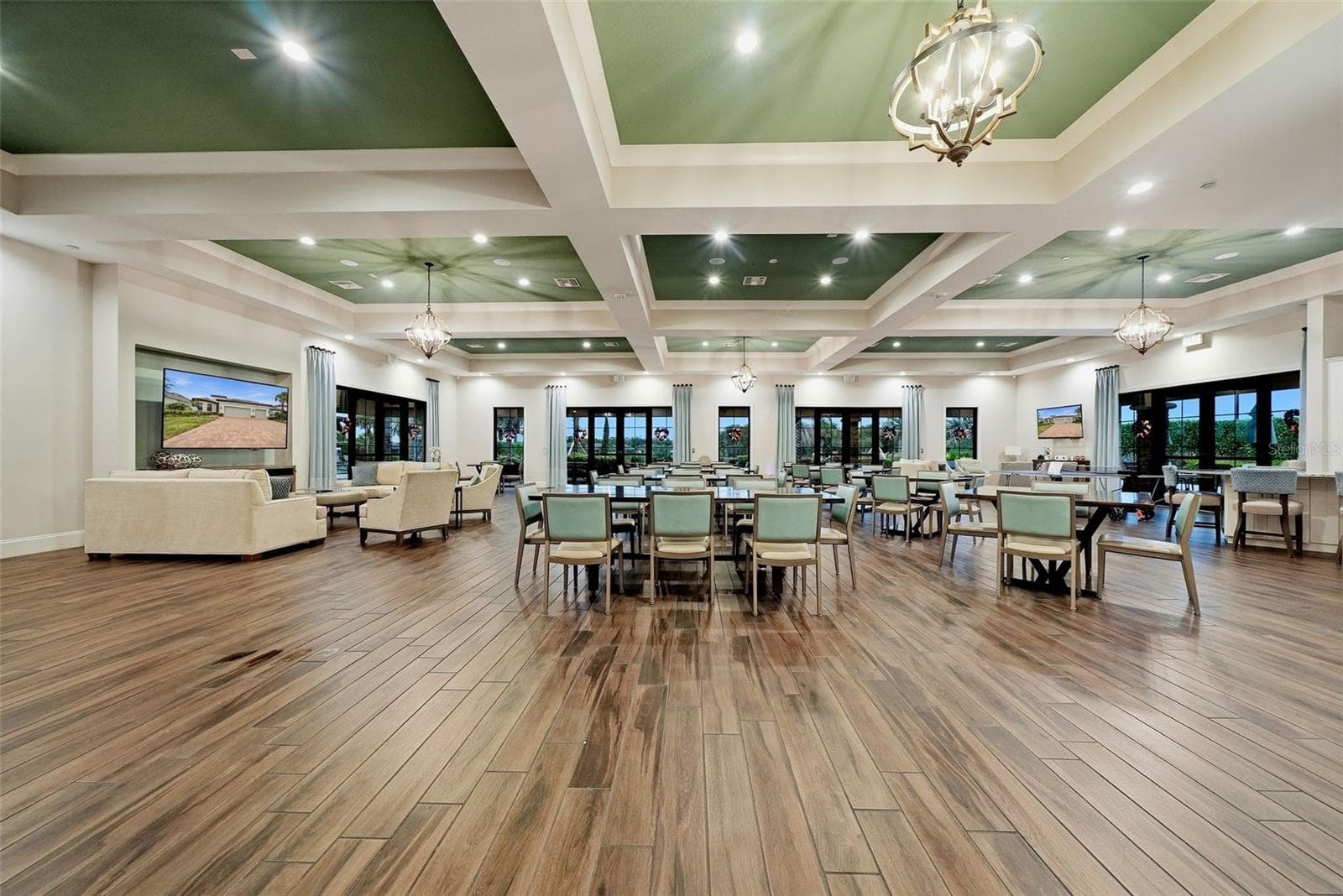 Amenity Center - 10505 WICKER PARK PL, PALMETTO