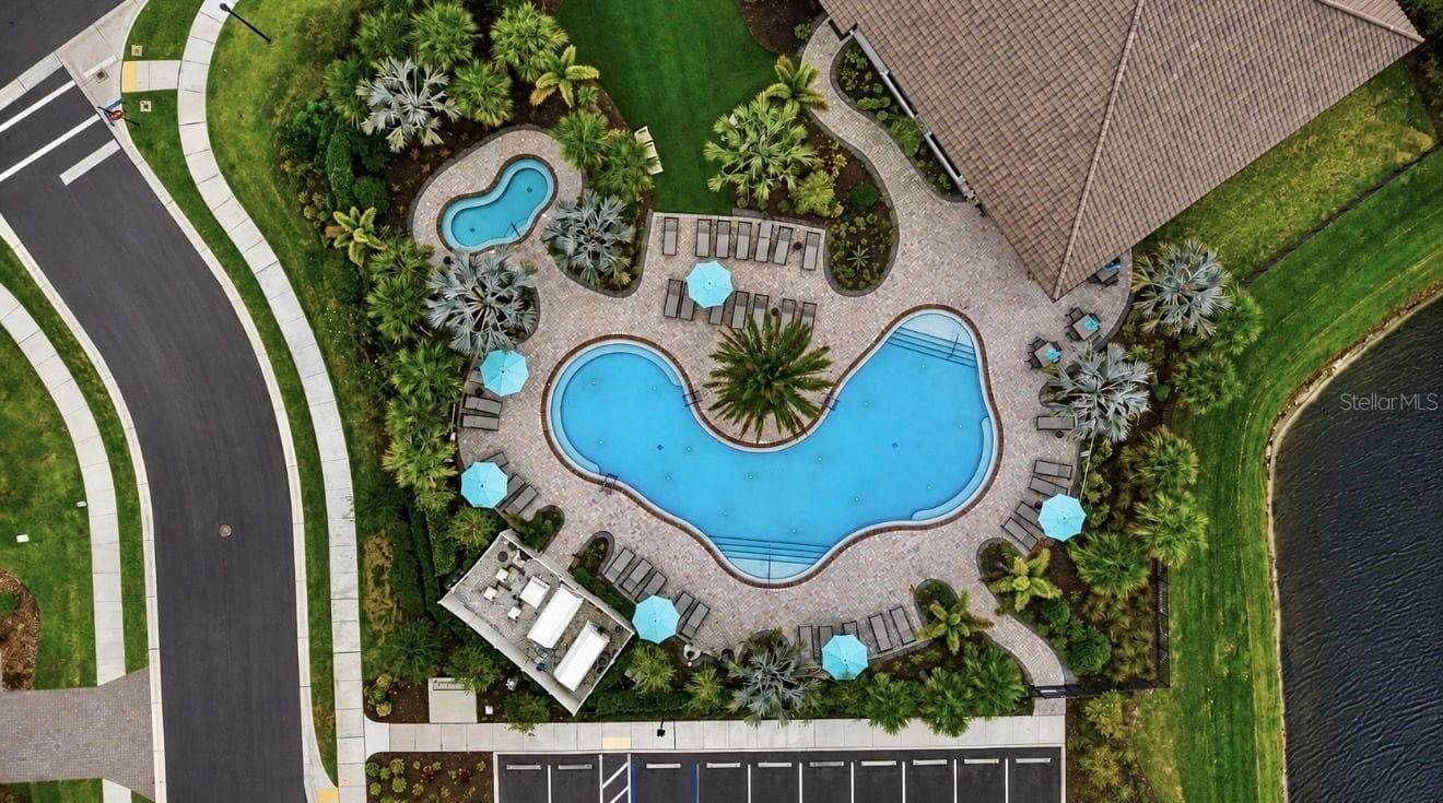 Amenity Center Venue II Pool and Hot Tub - 10505 WICKER PARK PL, PALMETTO