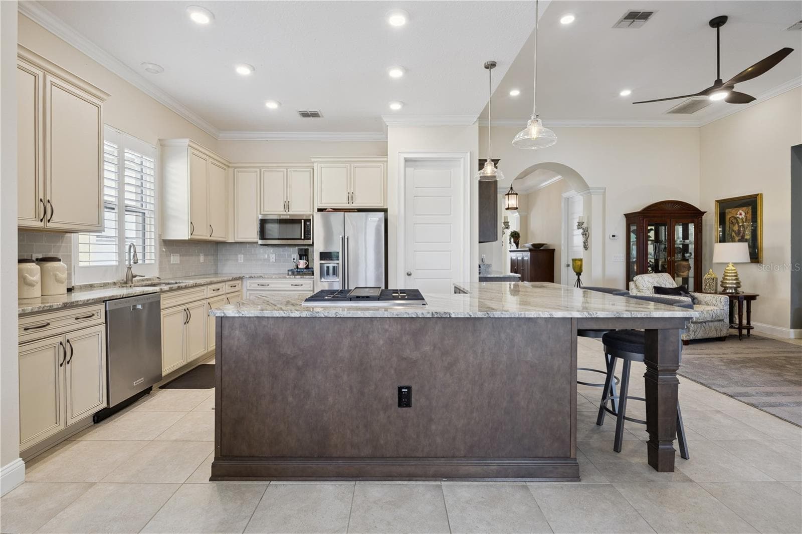 Chef's dream kitchen-granite countertop - 9219 SAN JOSE BLVD, HOWEY IN THE HILLS