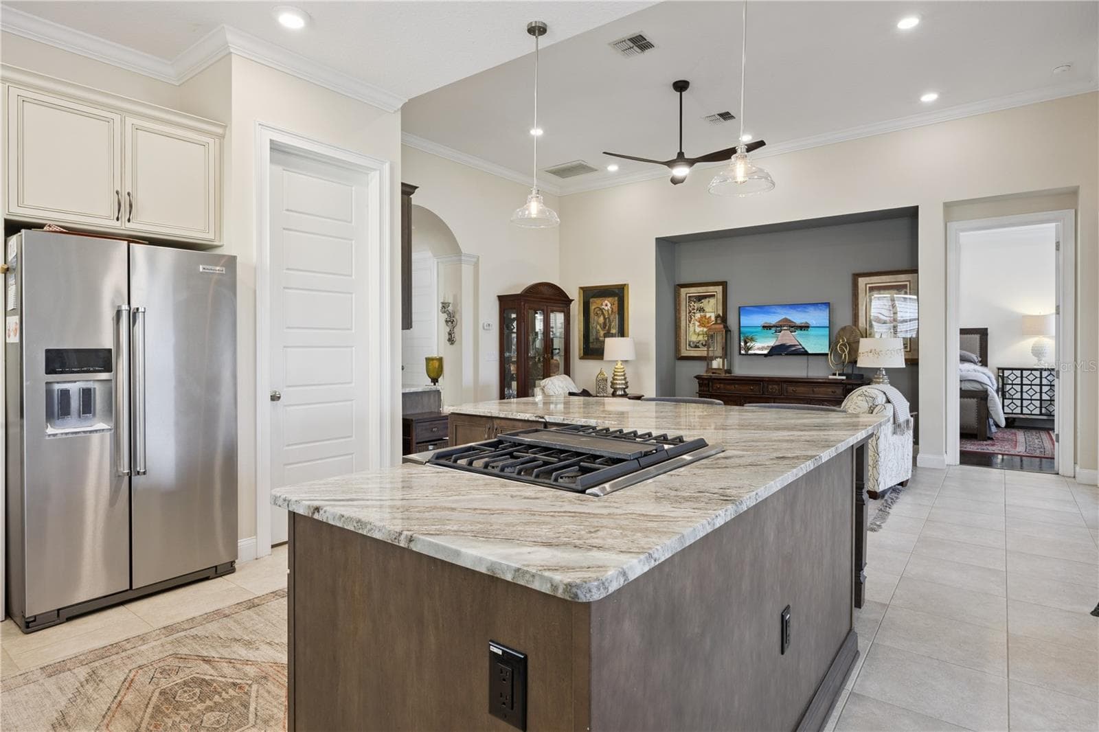 Gas four burner cooktop. - 9219 SAN JOSE BLVD, HOWEY IN THE HILLS