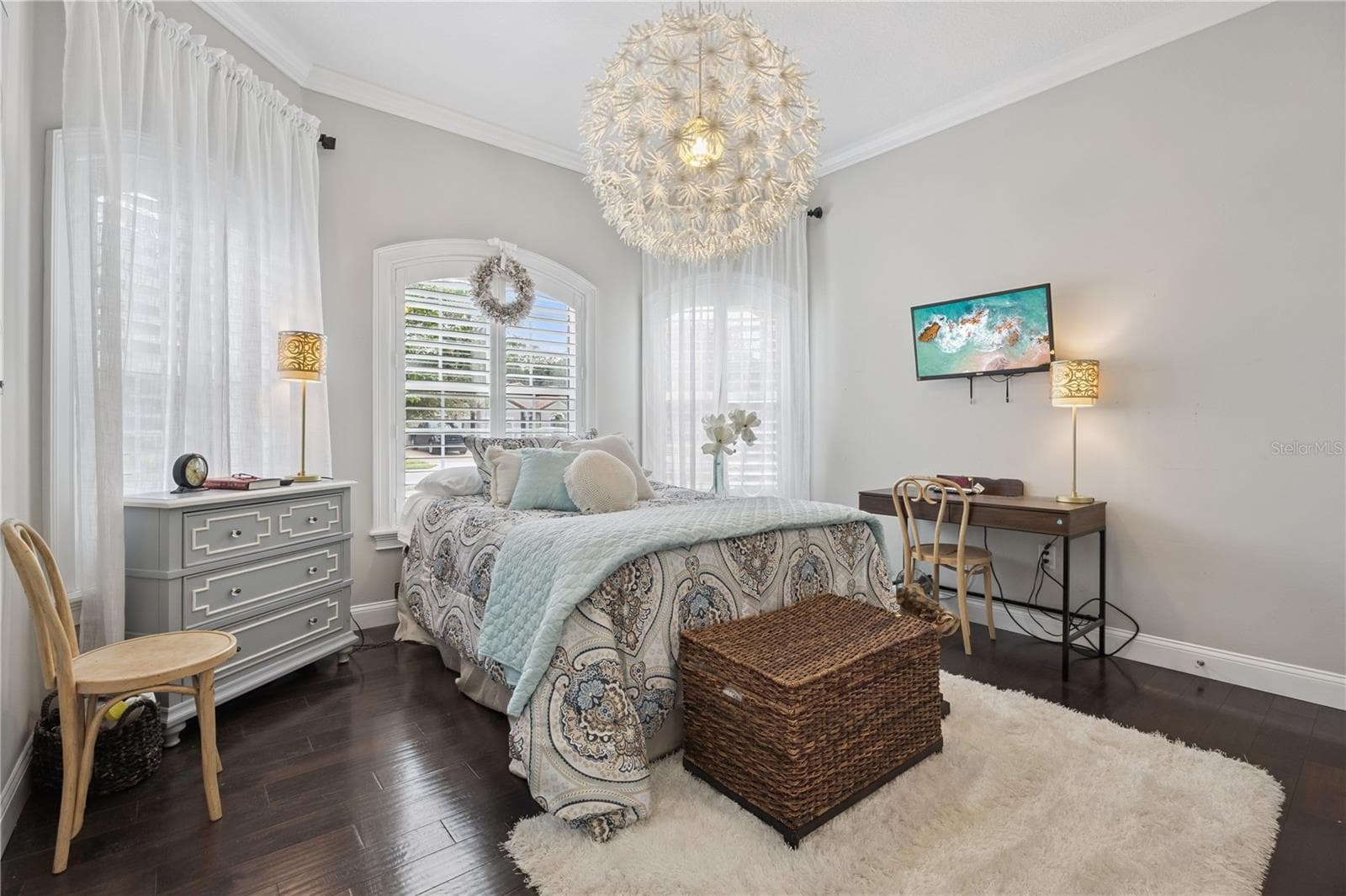 Designer lighting pre-engineered wood floors. - 9219 SAN JOSE BLVD, HOWEY IN THE HILLS