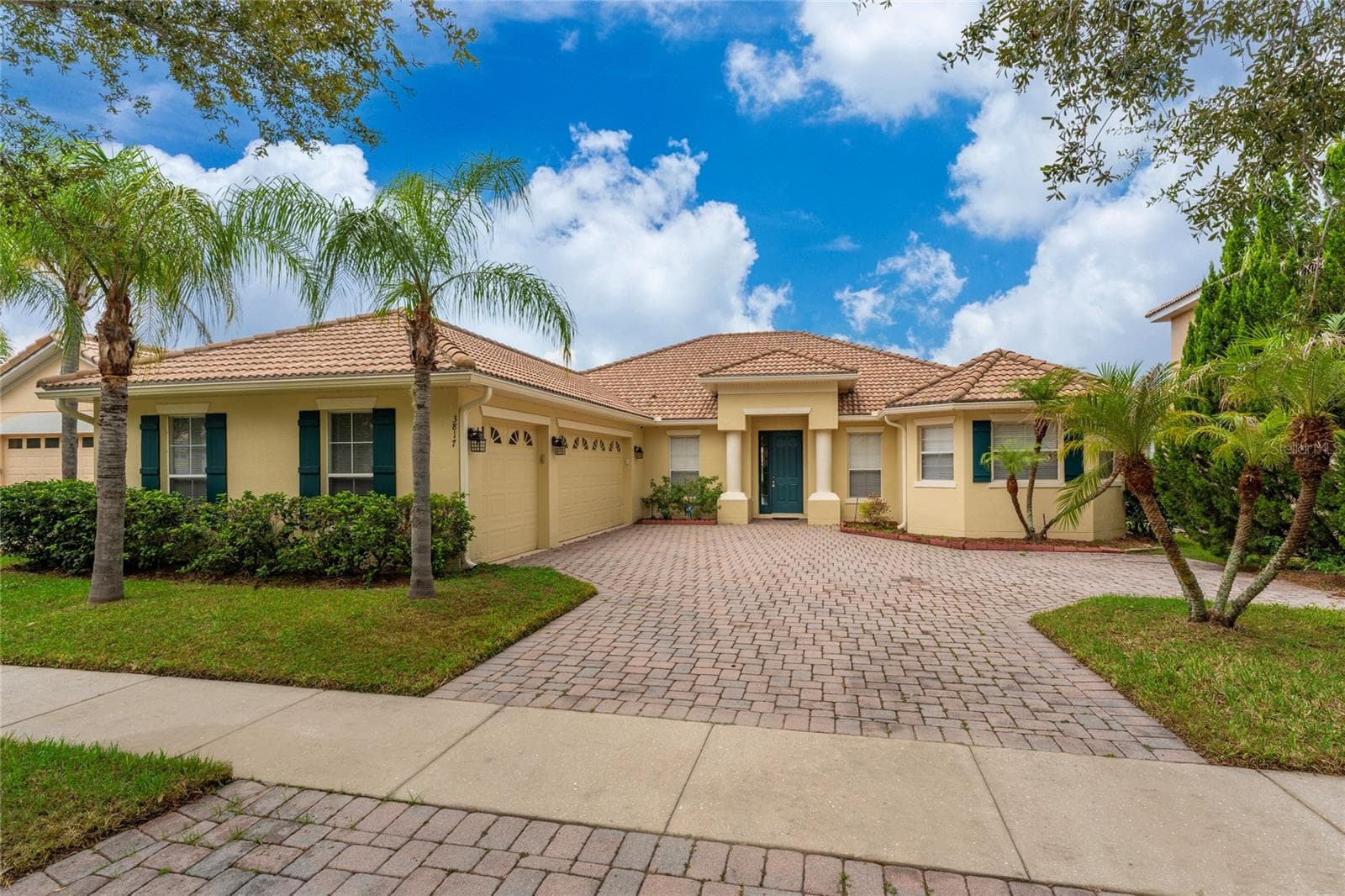 Single Family Residence at 3817 GOLDEN FEATHER WAY, KISSIMMEE, photo 2 of 48