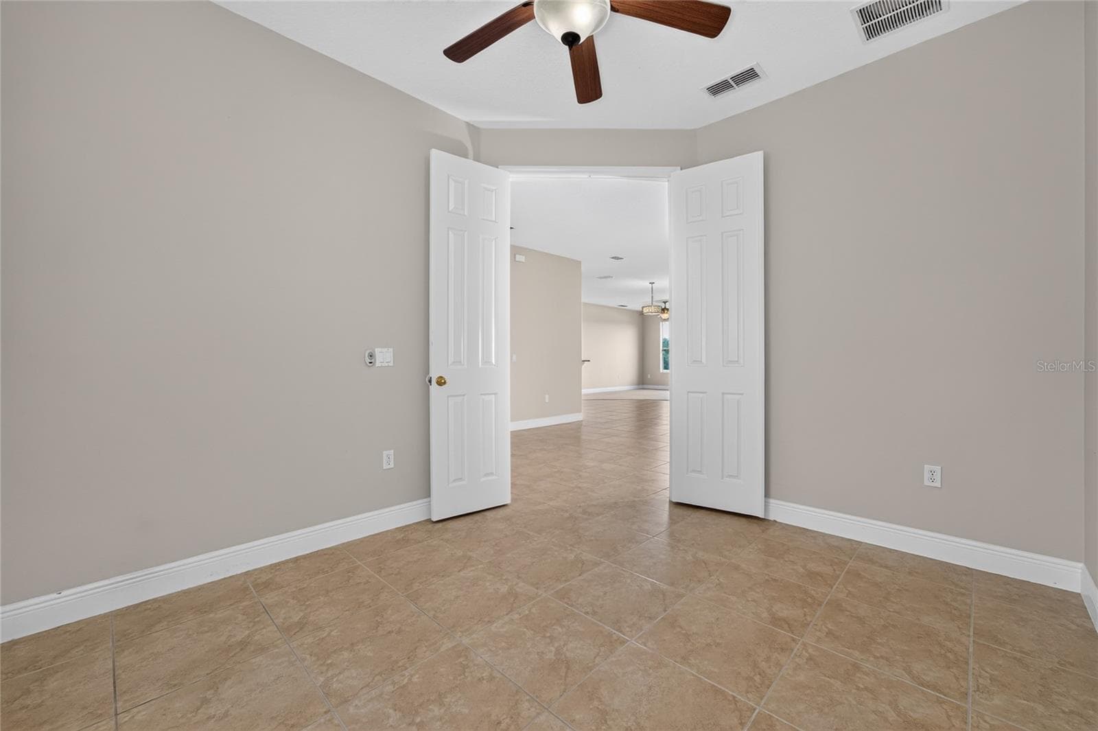Single Family Residence at 3817 GOLDEN FEATHER WAY, KISSIMMEE, photo 20 of 48