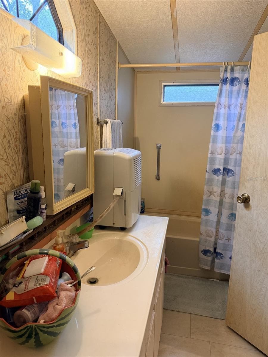 Manufactured Home at 355 NE 436 AVE, OLD TOWN, photo 13 of 19