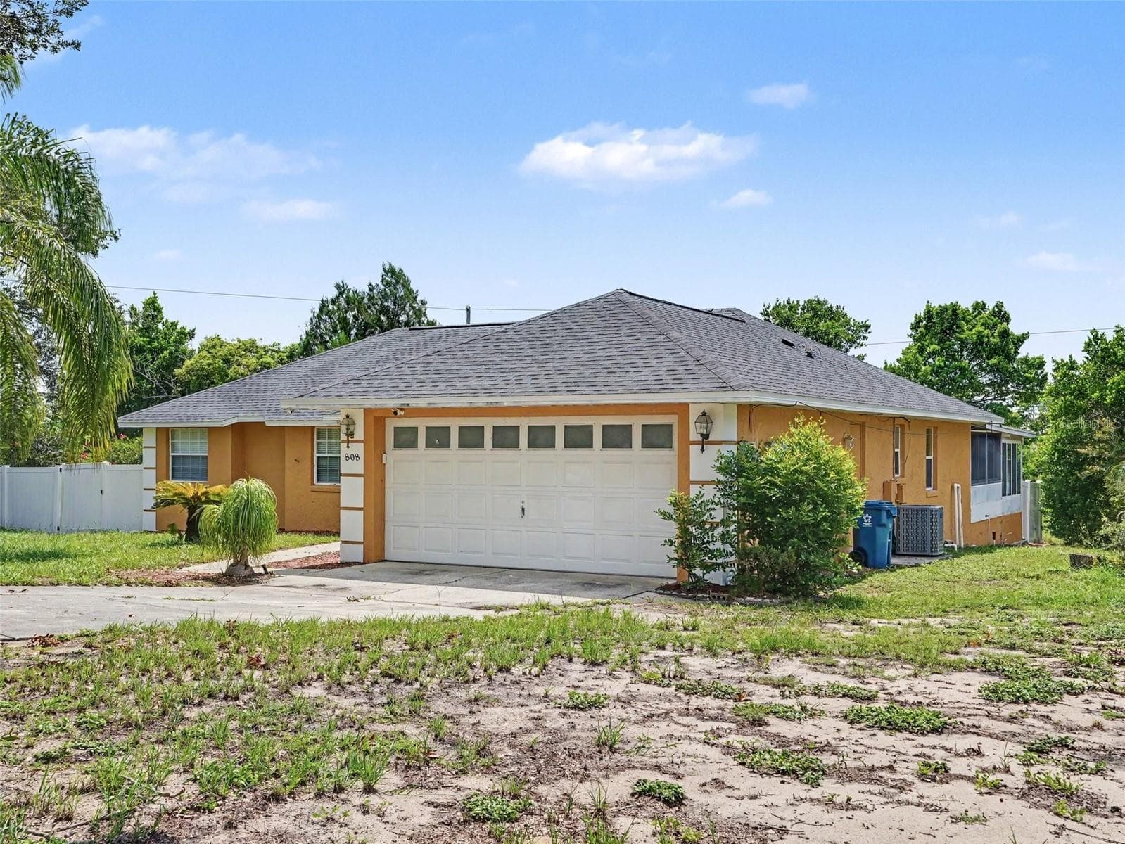 Single Family Residence at 808 CHAMBERLAIN LOOP, LAKE WALES, photo 5 of 20