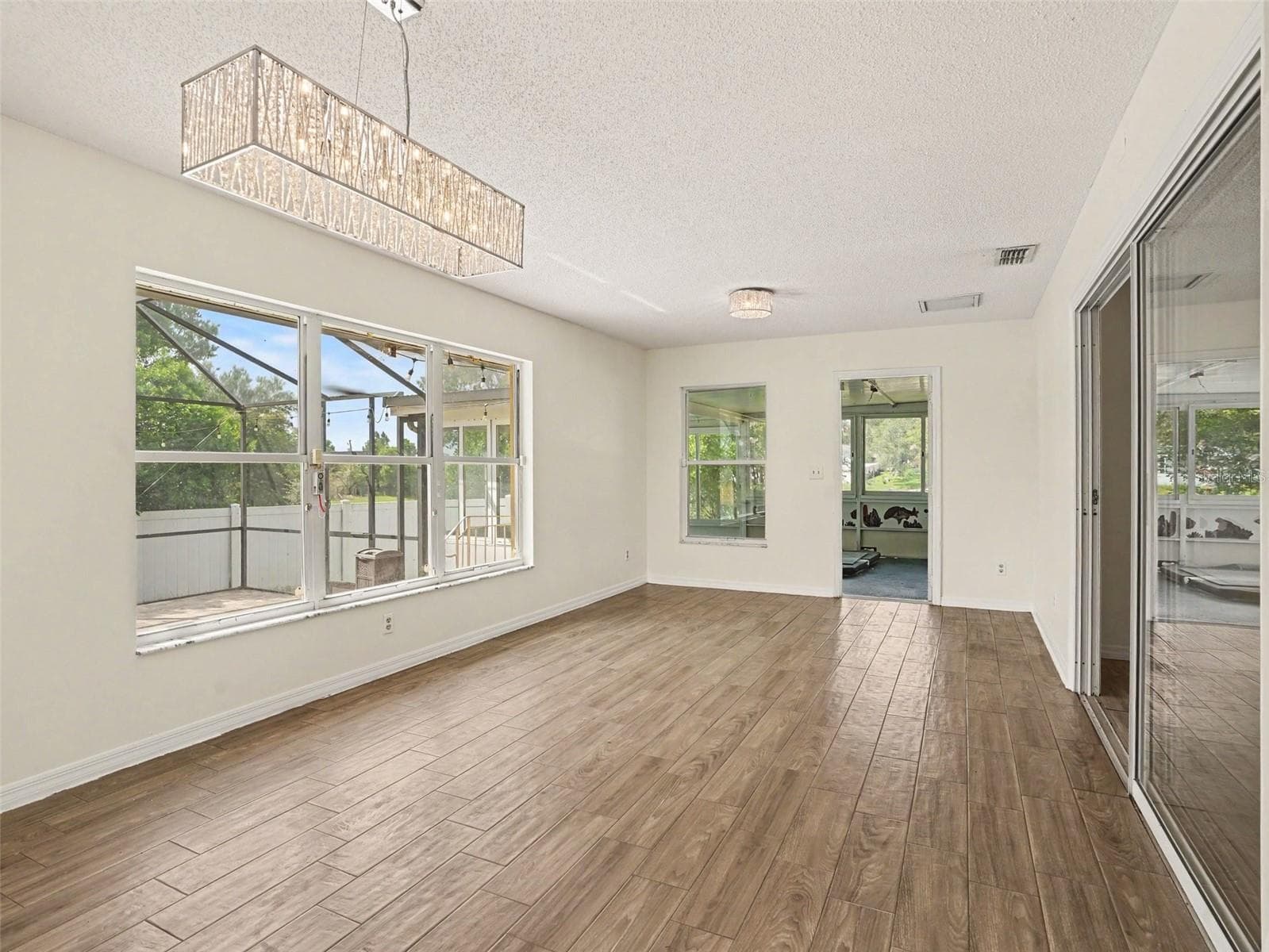 Single Family Residence at 808 CHAMBERLAIN LOOP, LAKE WALES, photo 11 of 20