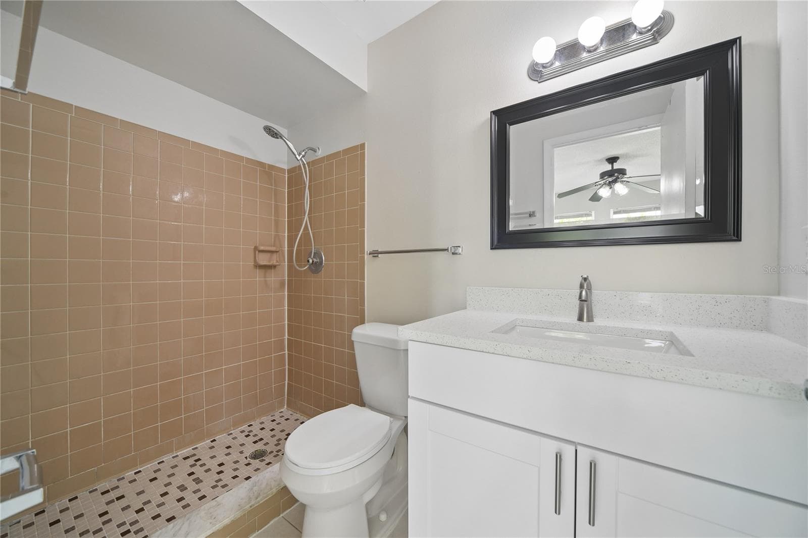 Primary Bath - 107 DORCHESTER SQ, LAKE MARY