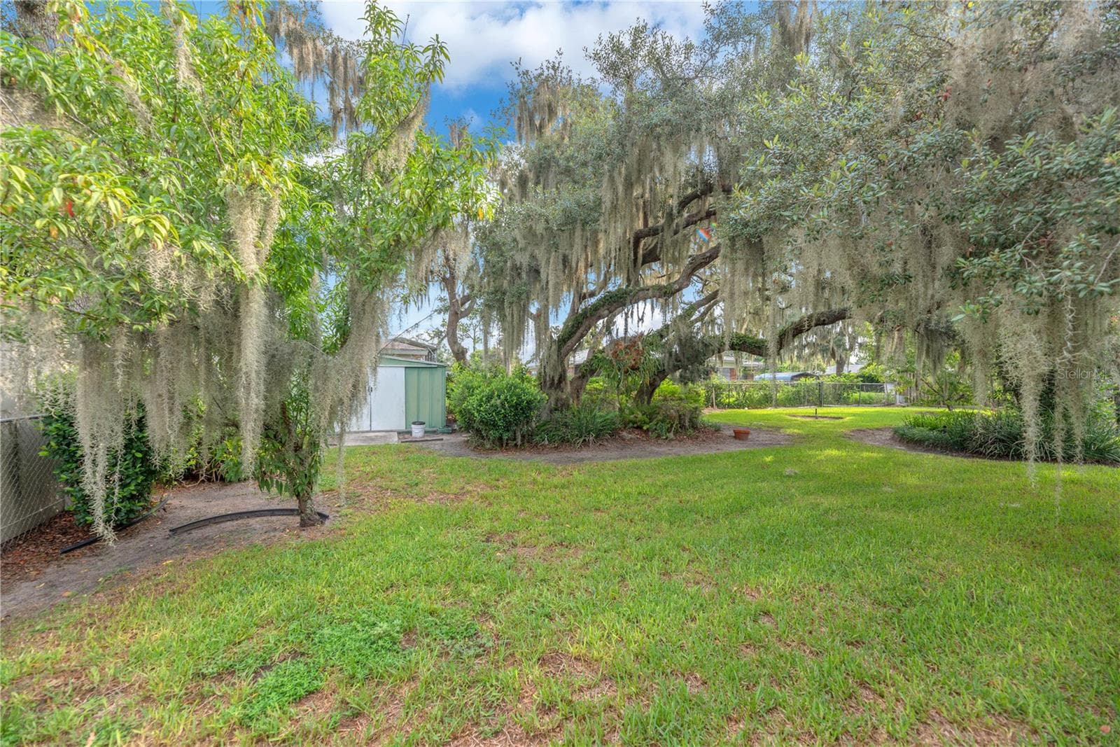 Single Family Residence at 110 ASHBROOK DR, BRANDON, photo 6 of 39