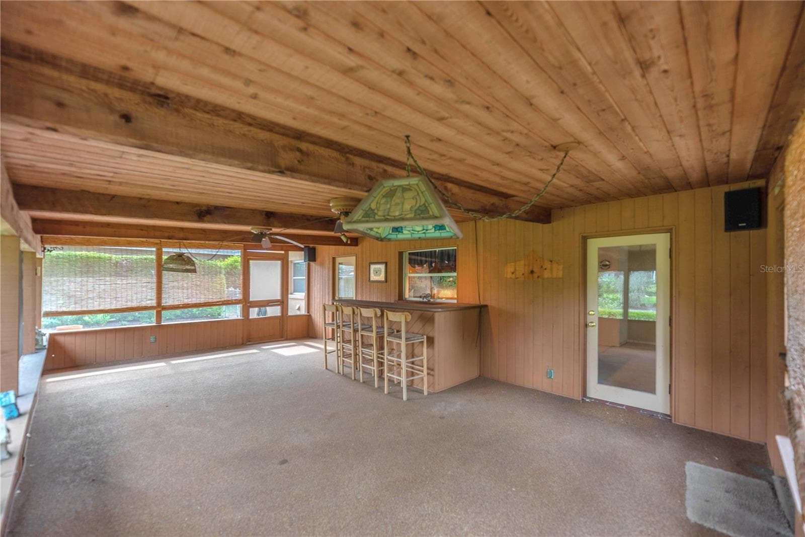 Single Family Residence at 110 ASHBROOK DR, BRANDON, photo 13 of 39