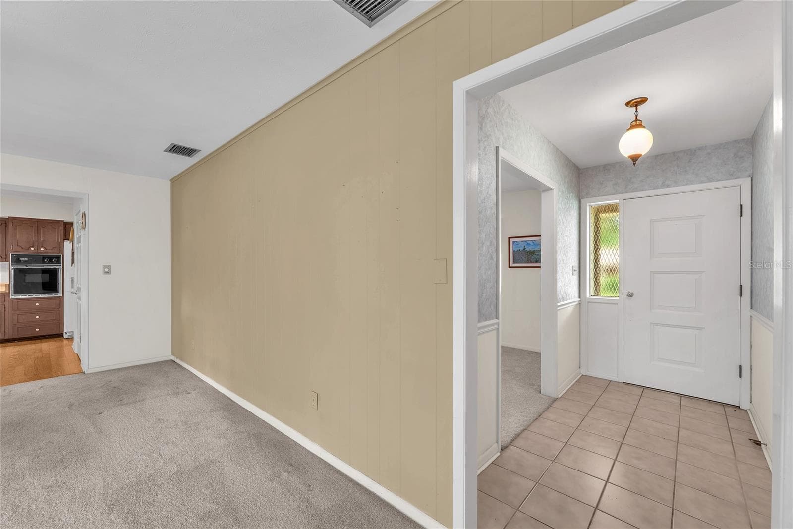 Single Family Residence at 110 ASHBROOK DR, BRANDON, photo 16 of 39