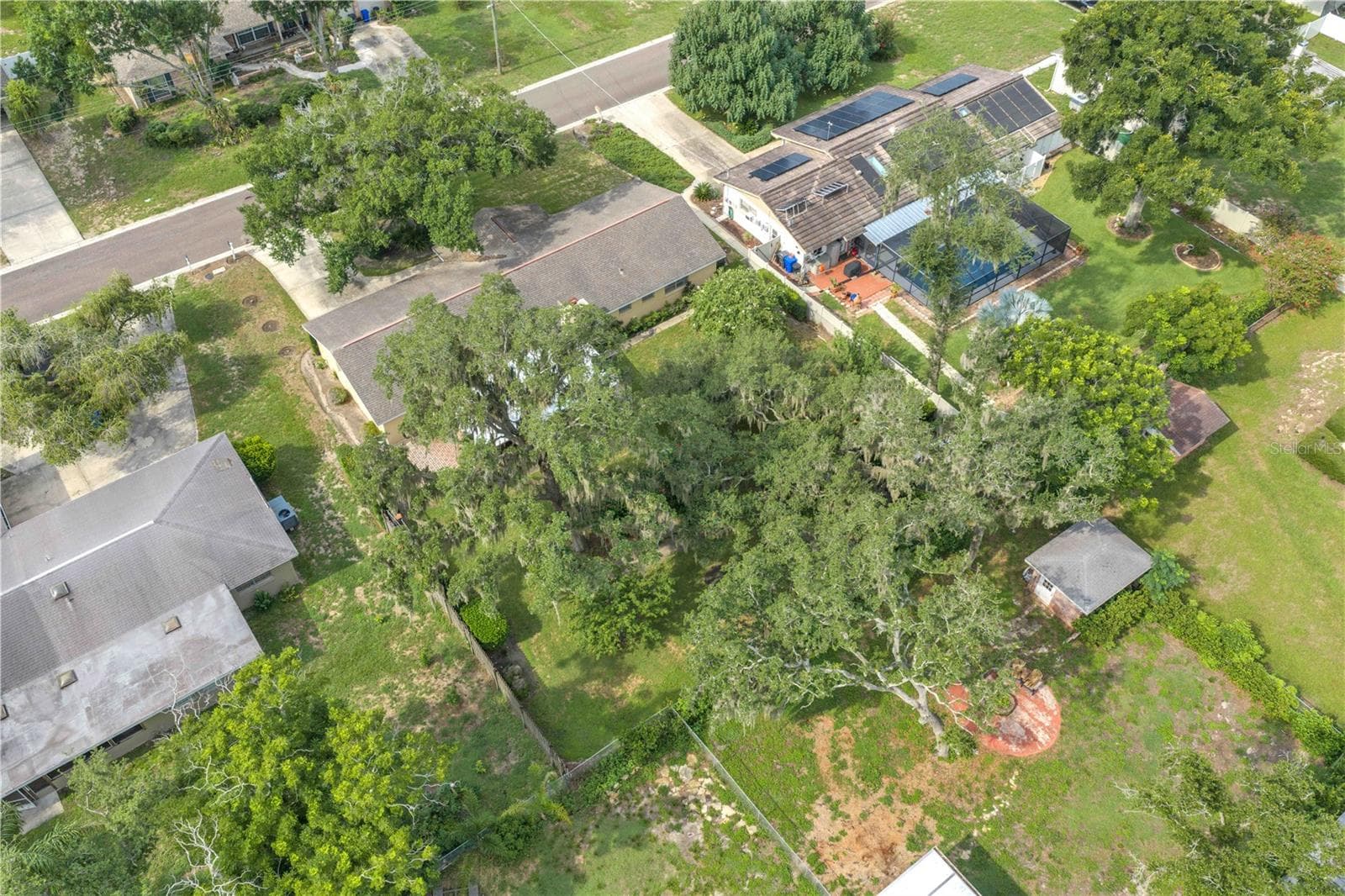 Single Family Residence at 110 ASHBROOK DR, BRANDON, photo 37 of 39