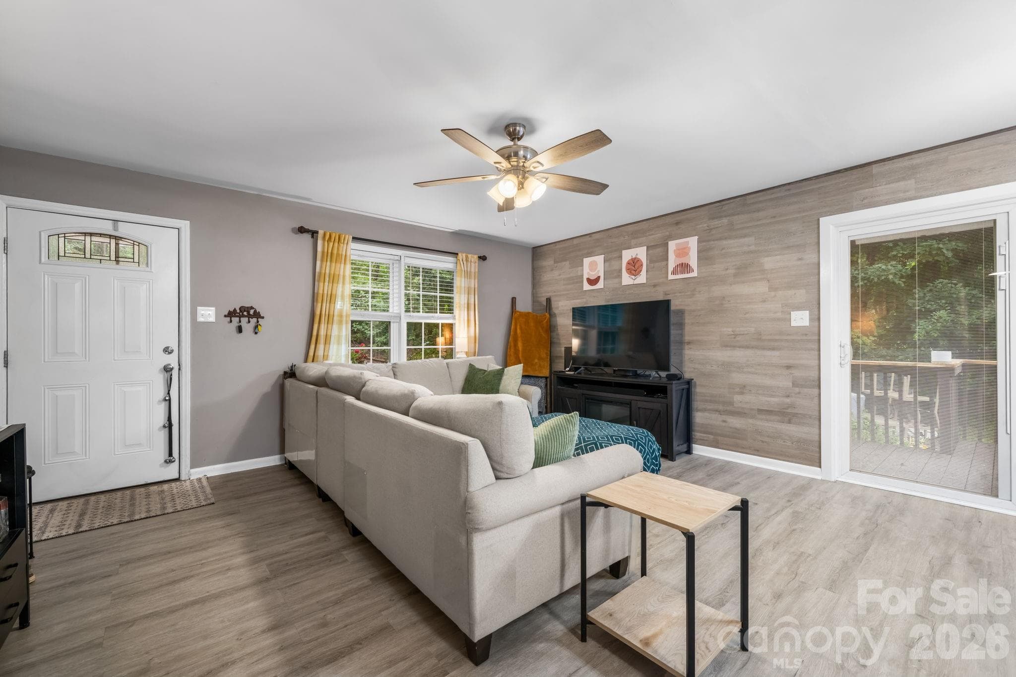 Single Family Residence at 1172 Sunset Court, Conover, photo 5 of 32
