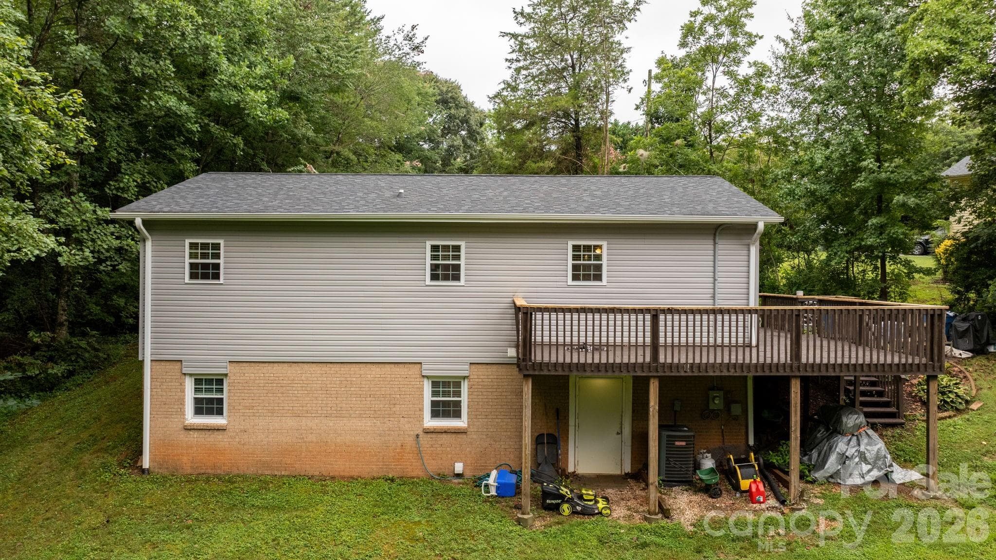 Single Family Residence at 1172 Sunset Court, Conover, photo 24 of 32