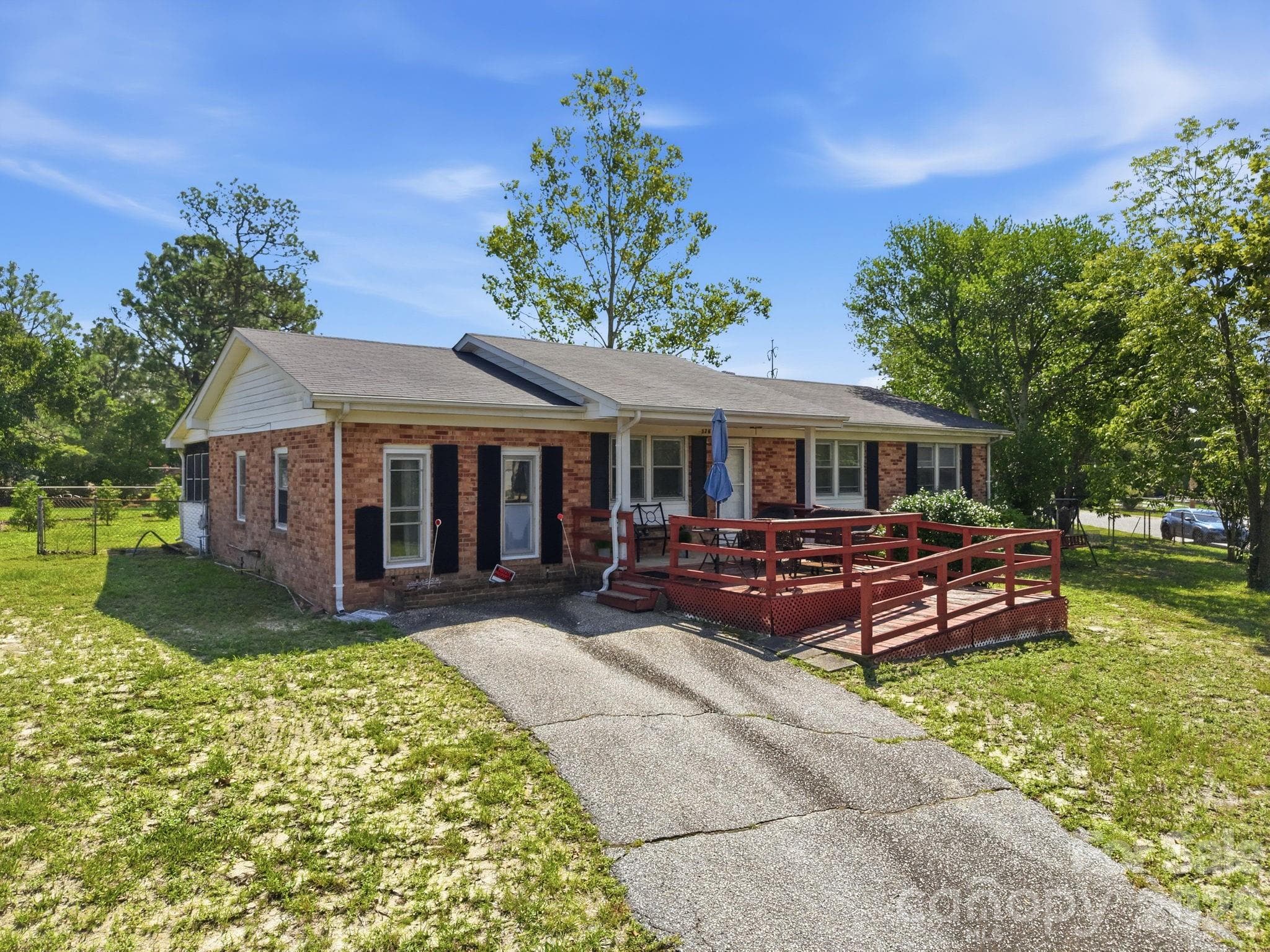 3261 Vardaman Avenue