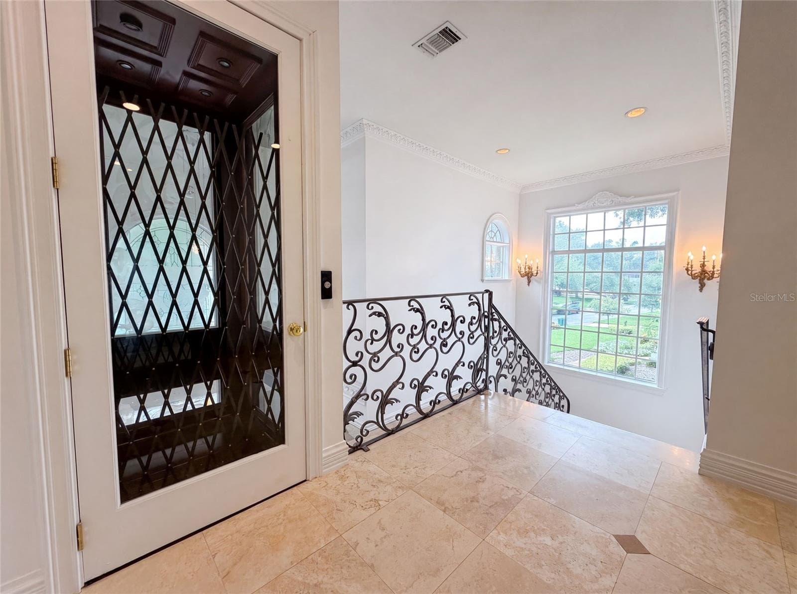 Single Family Residence at 4407 W DALE AVE, TAMPA, photo 23 of 55