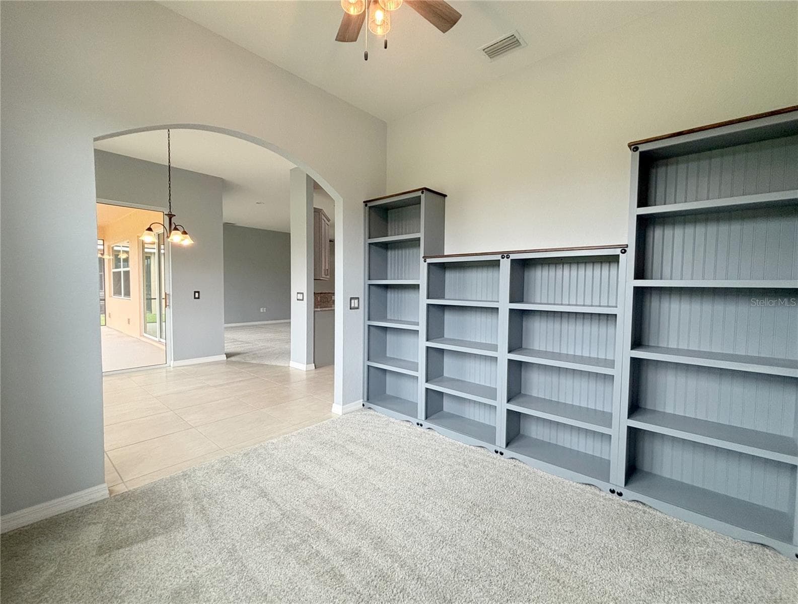 Built In Cabinets - 1124 SAWGRASS DR, WINTER HAVEN