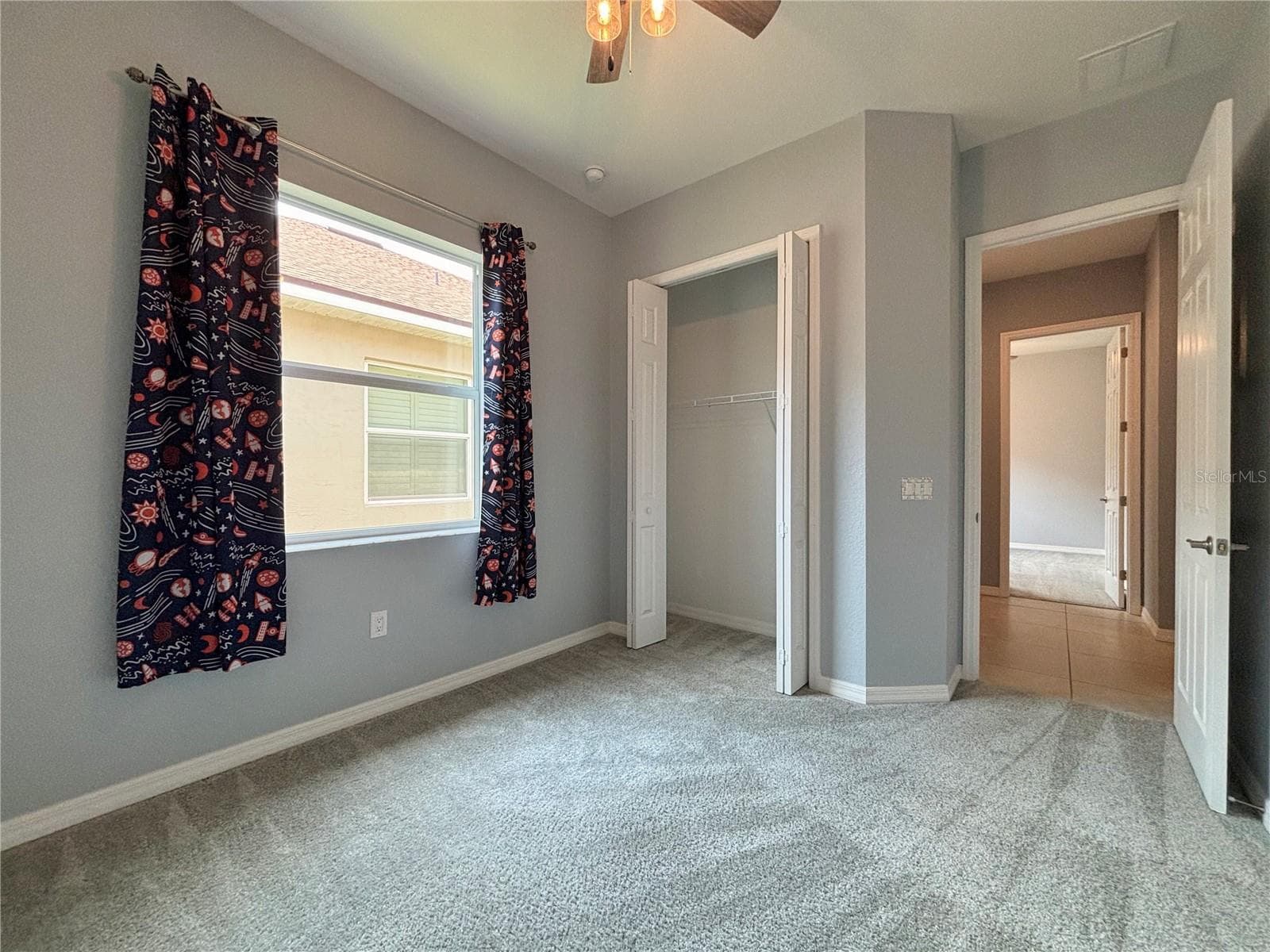 Bed 3 with Built In Closet - 1124 SAWGRASS DR, WINTER HAVEN