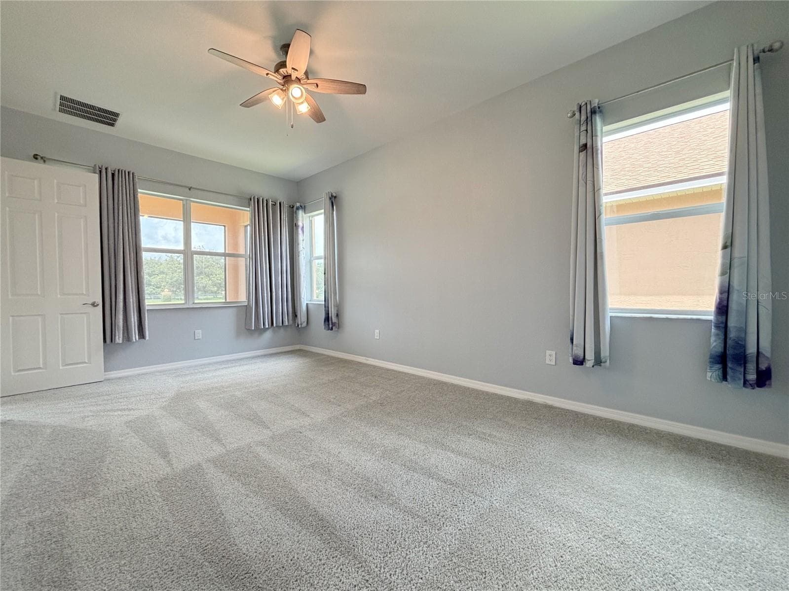 Primary Suite - 1124 SAWGRASS DR, WINTER HAVEN