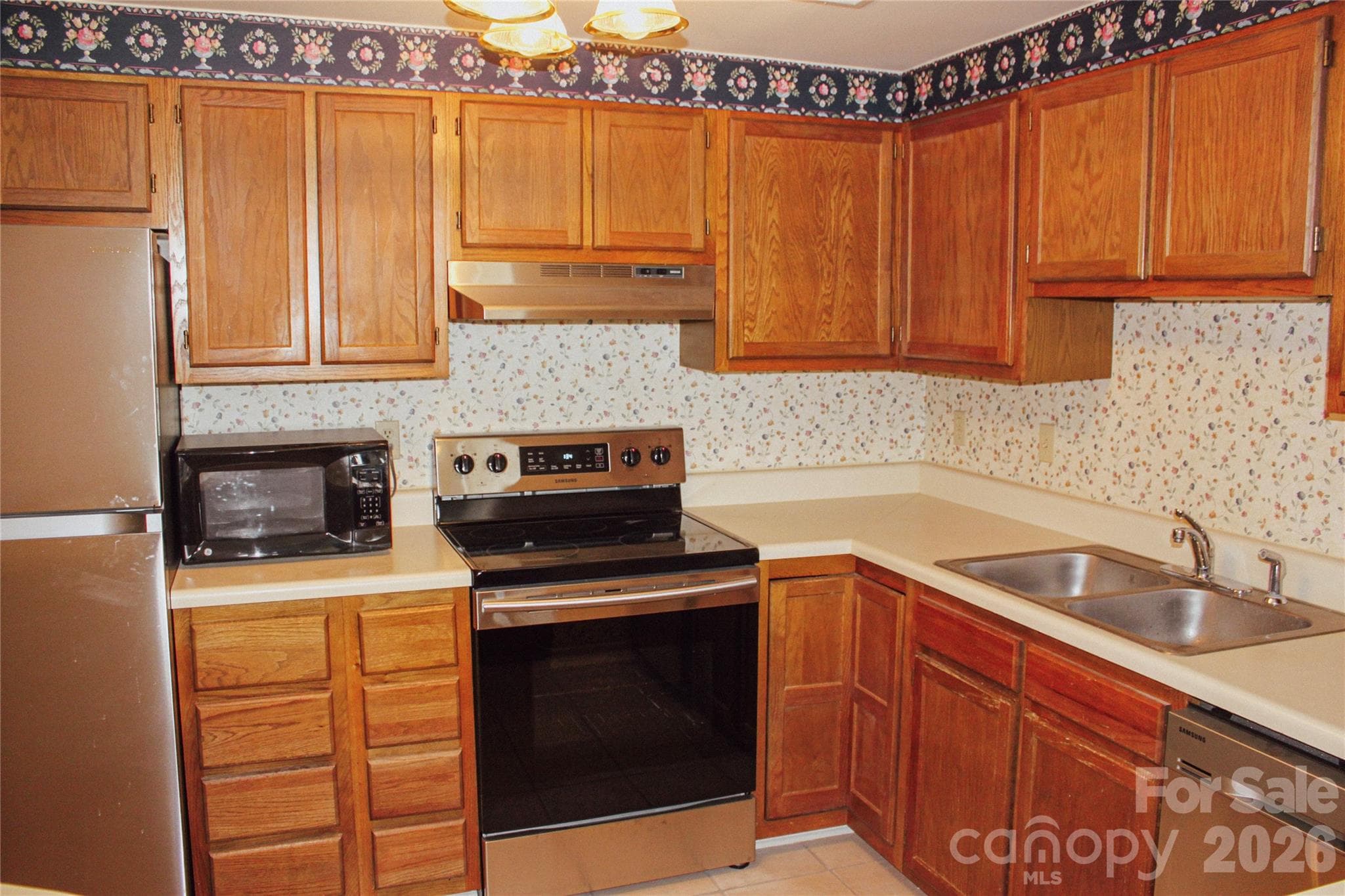 Condominium at 303 Sugar Top Drive, Banner Elk, photo 6 of 33