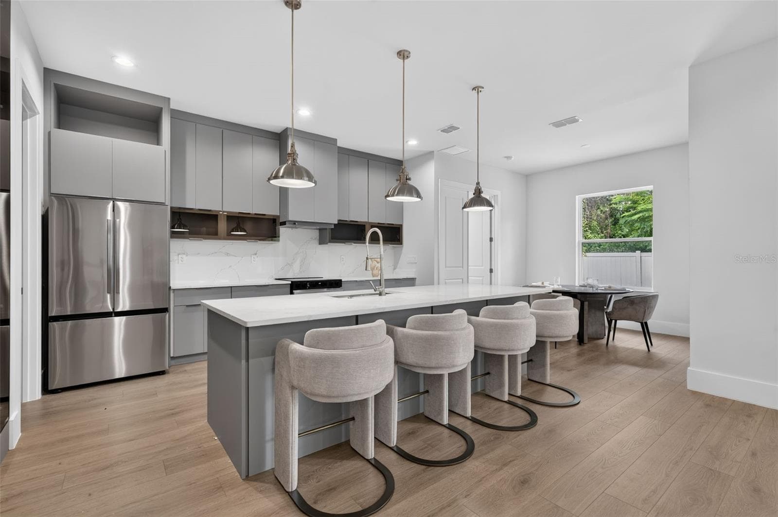 Single Family Residence at 102 BELL PL, WINTER PARK, photo 13 of 39
