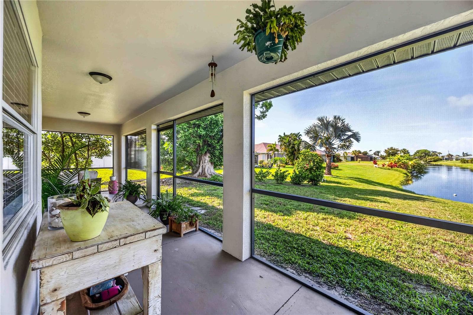 Single Family Residence at 23 BUNKER PL, ROTONDA WEST, photo 23 of 39