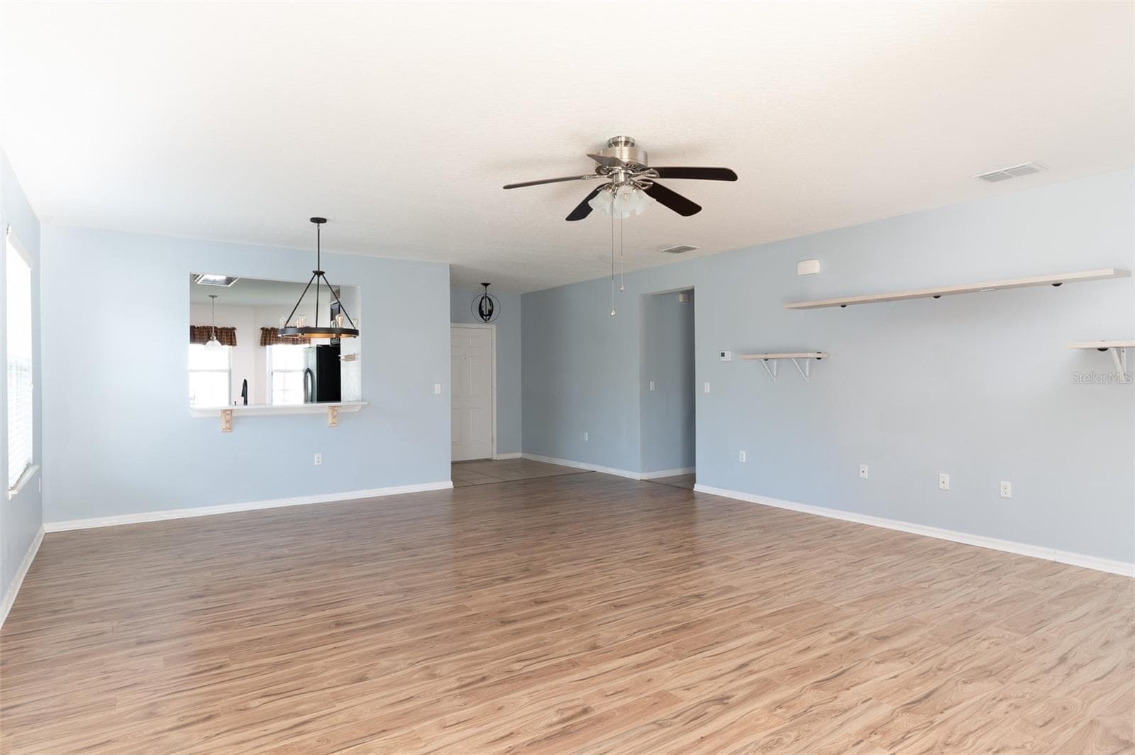 Single Family Residence at 1569 TAMARIND RD, DAVENPORT, photo 8 of 20