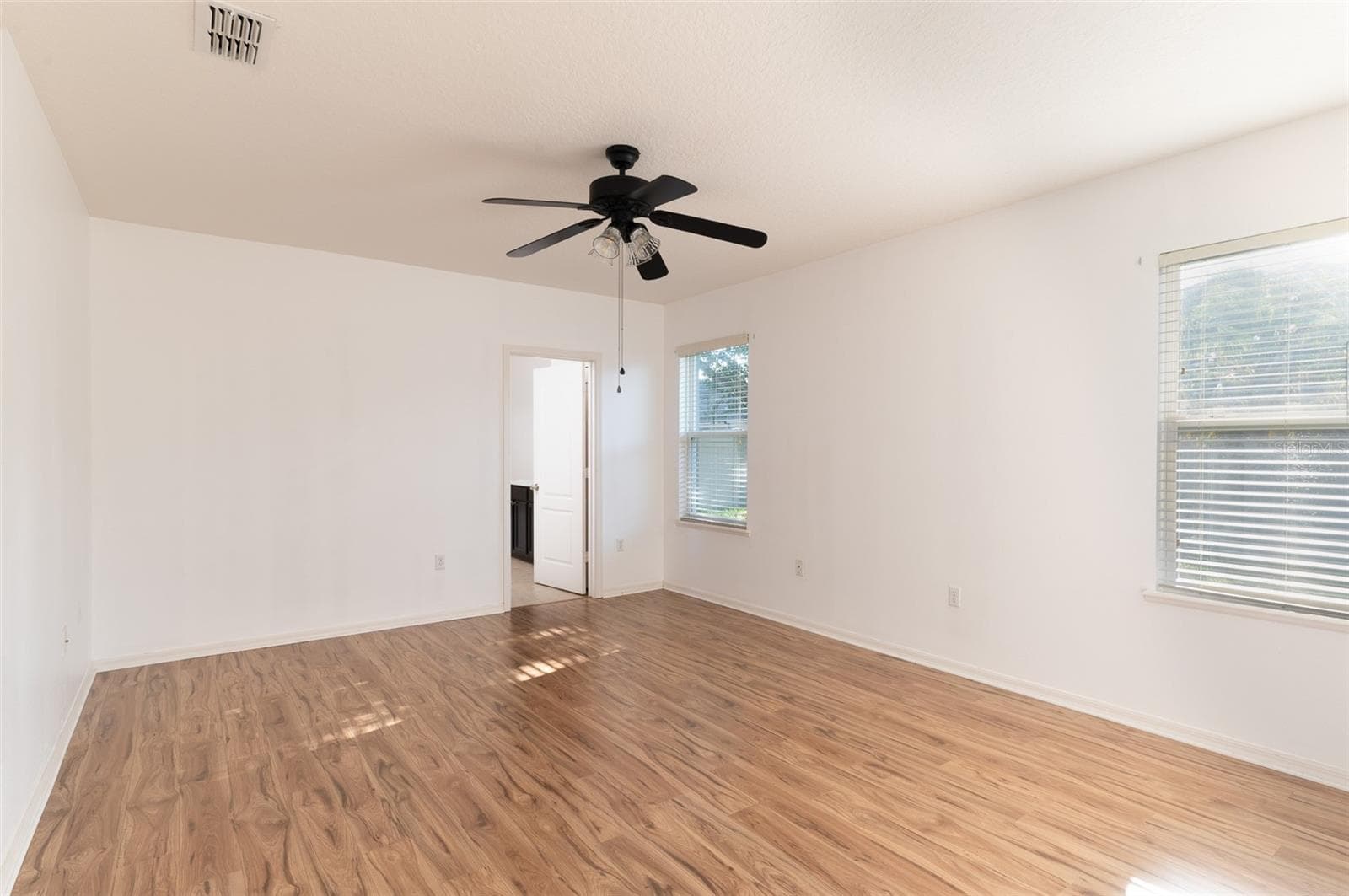 Single Family Residence at 1569 TAMARIND RD, DAVENPORT, photo 9 of 20