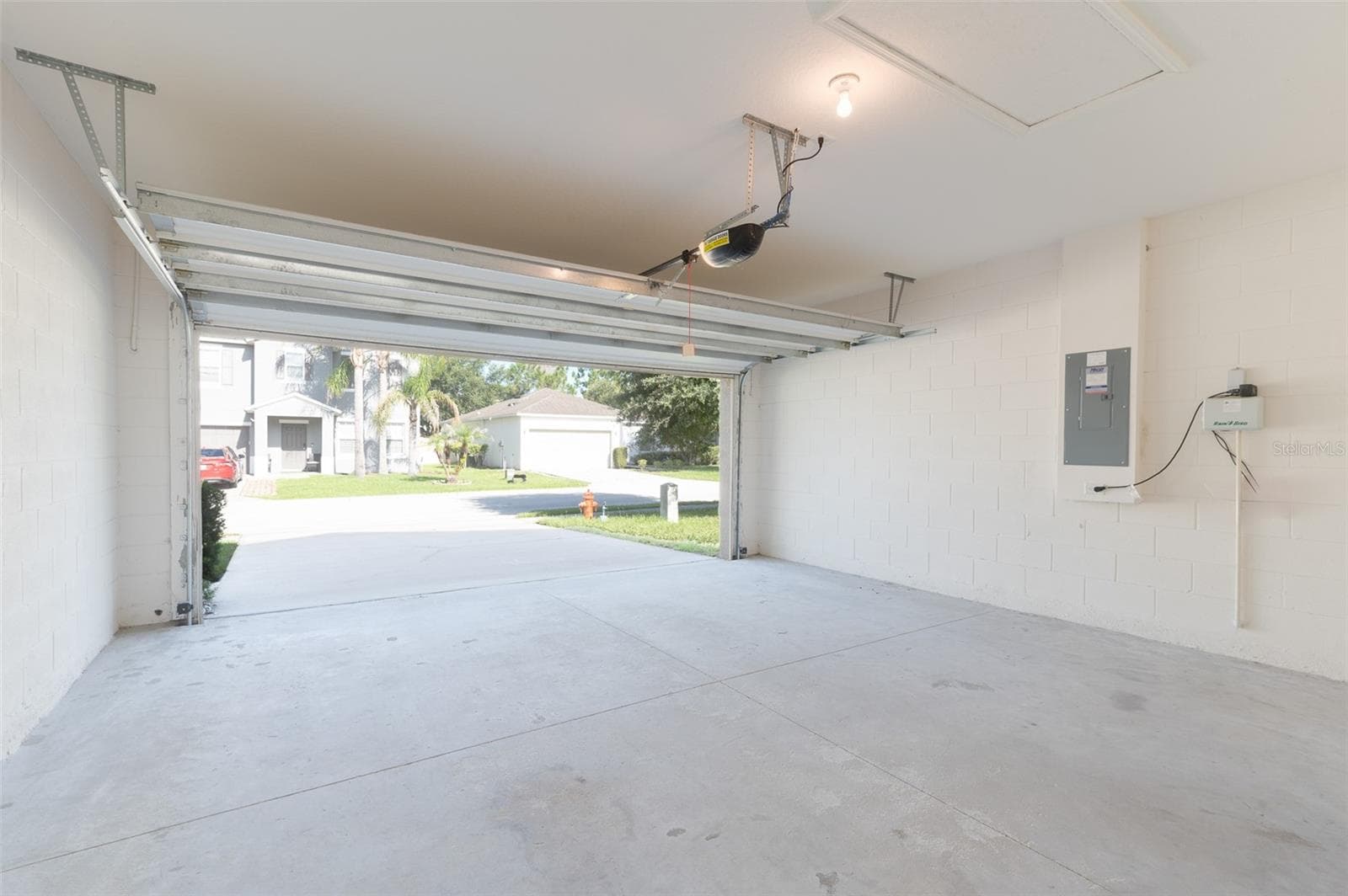 Single Family Residence at 1569 TAMARIND RD, DAVENPORT, photo 13 of 20