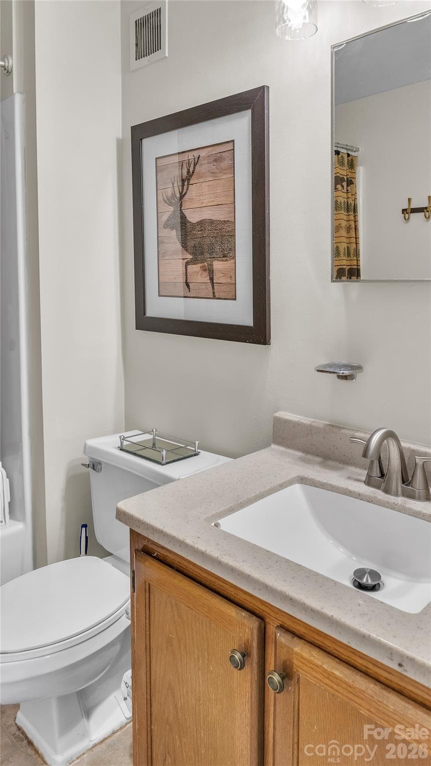 Condominium at 303 Sugar Top Drive, Sugar Mountain, photo 11 of 29