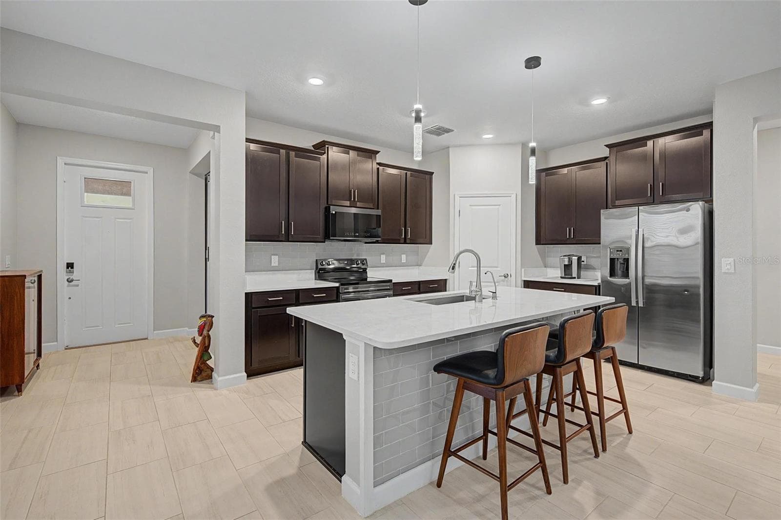 Single Family Residence at 10460 GABLE DIG LOOP, SAN ANTONIO, photo 5 of 96