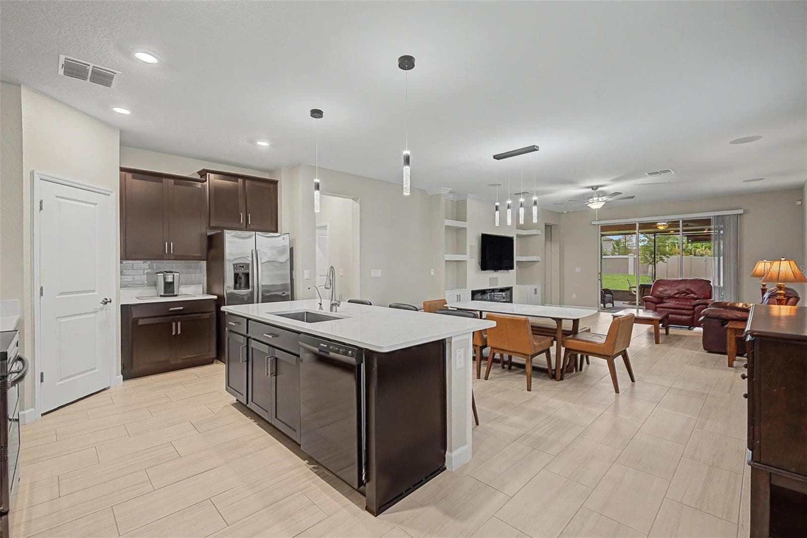 Single Family Residence at 10460 GABLE DIG LOOP, SAN ANTONIO, photo 9 of 96