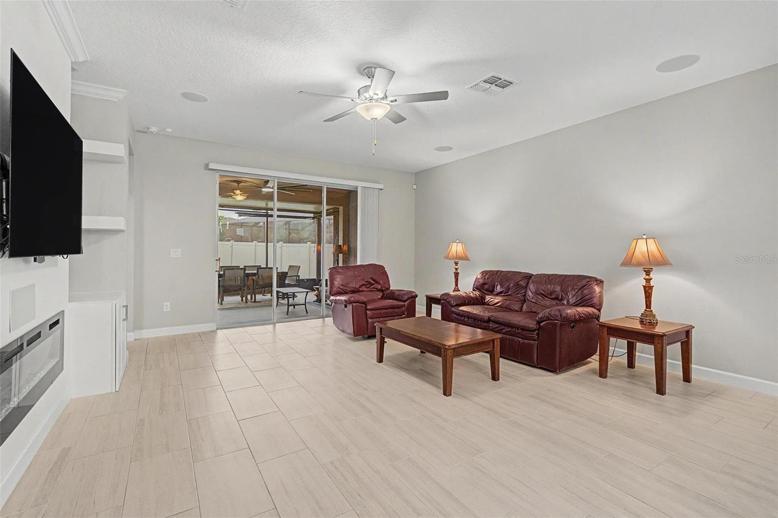Single Family Residence at 10460 GABLE DIG LOOP, SAN ANTONIO, photo 13 of 96