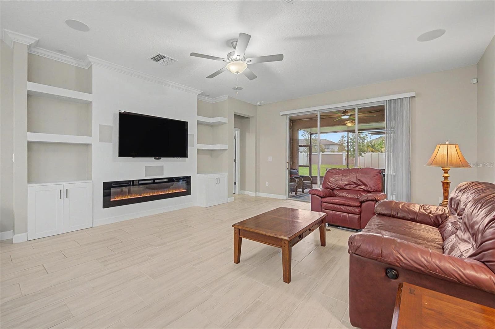 Single Family Residence at 10460 GABLE DIG LOOP, SAN ANTONIO, photo 15 of 96