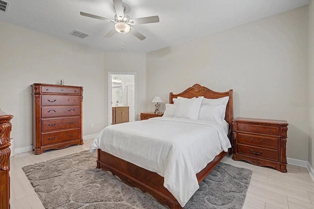 Primary Suite - 10460 GABLE DIG LOOP, SAN ANTONIO