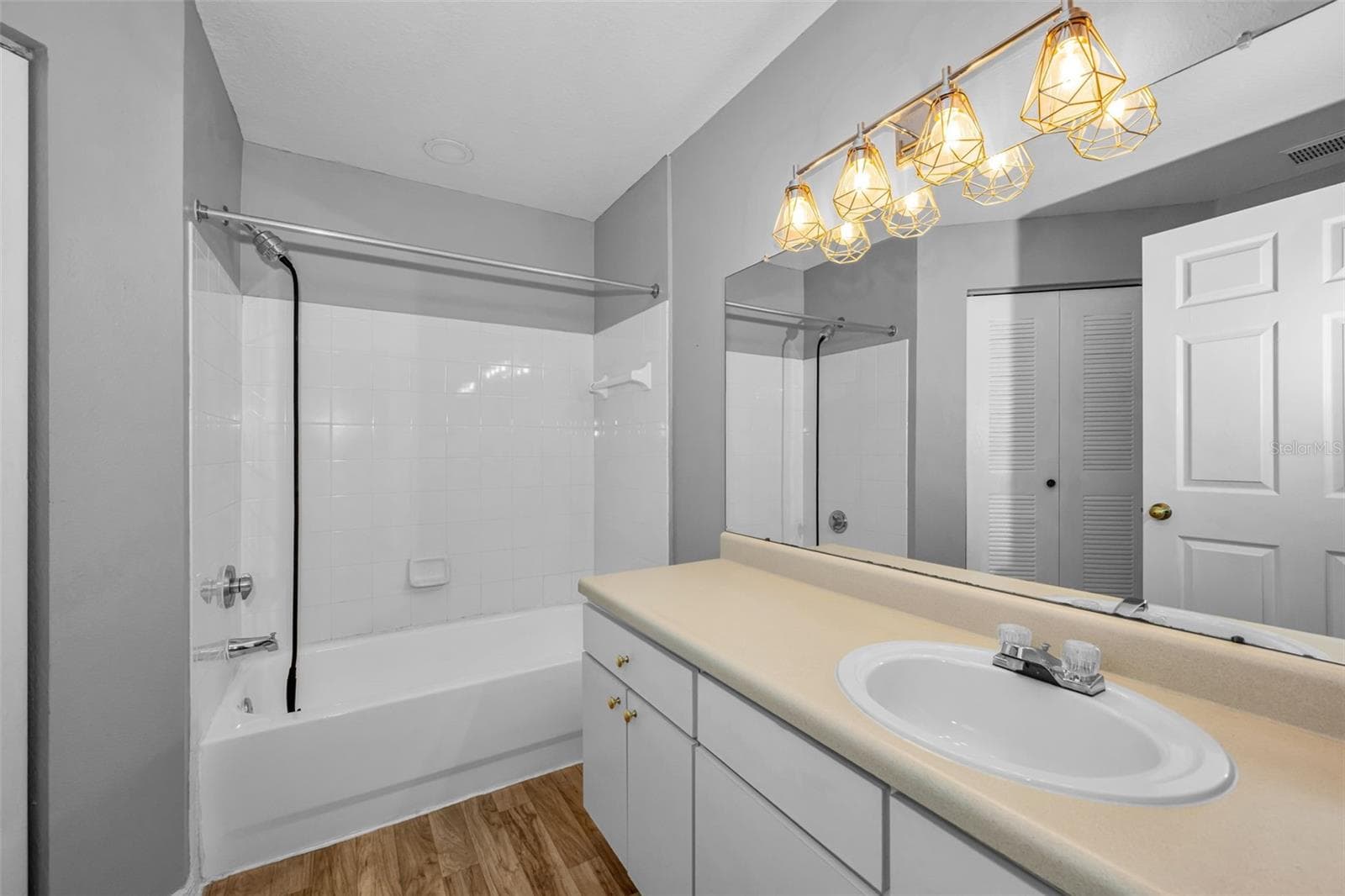 Primary Bathroom - 9078 LAKE CHASE ISLAND WAY #9078, TAMPA