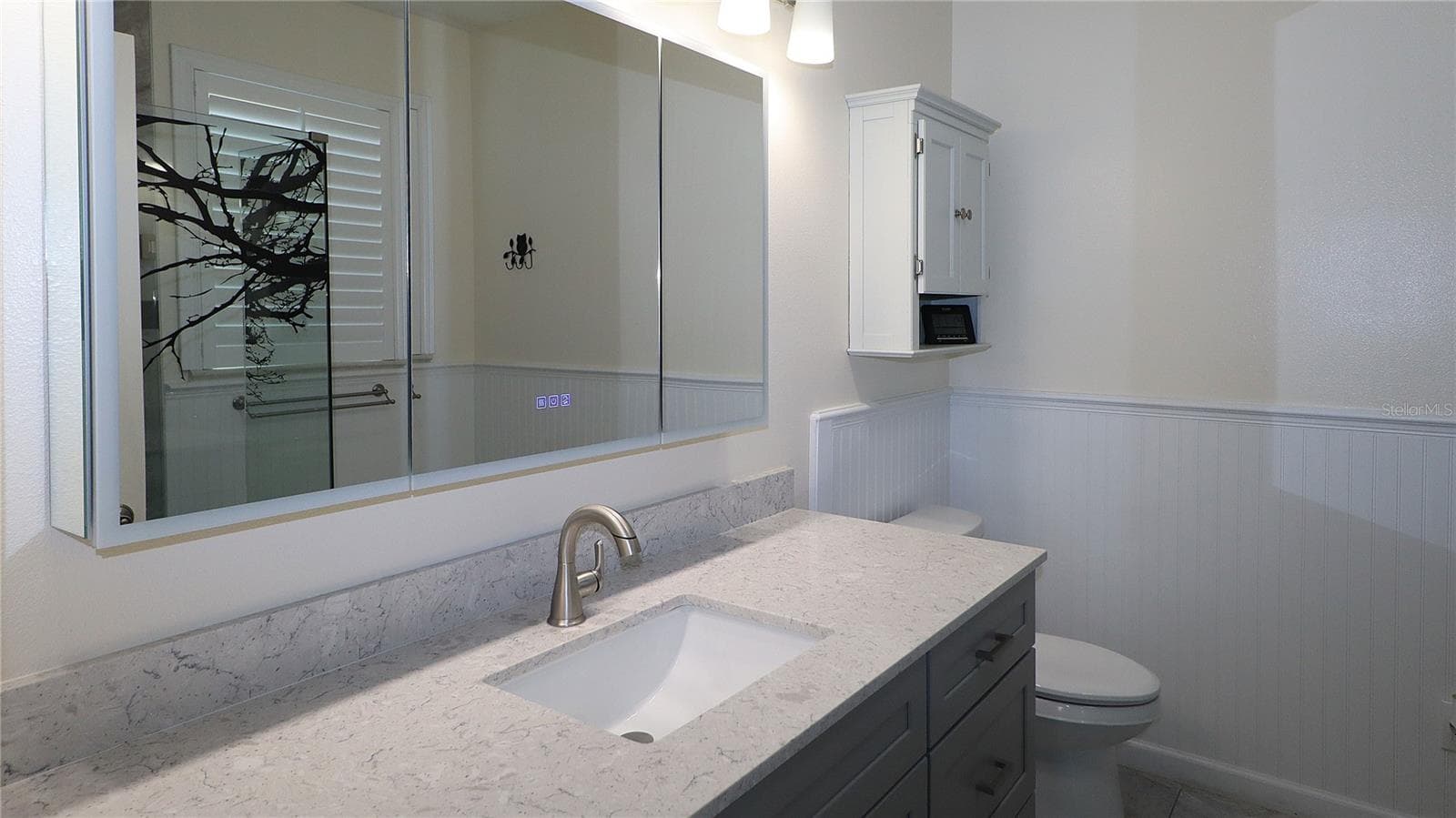 comfort height vanity... - 2293 NW 58TH TER, OCALA