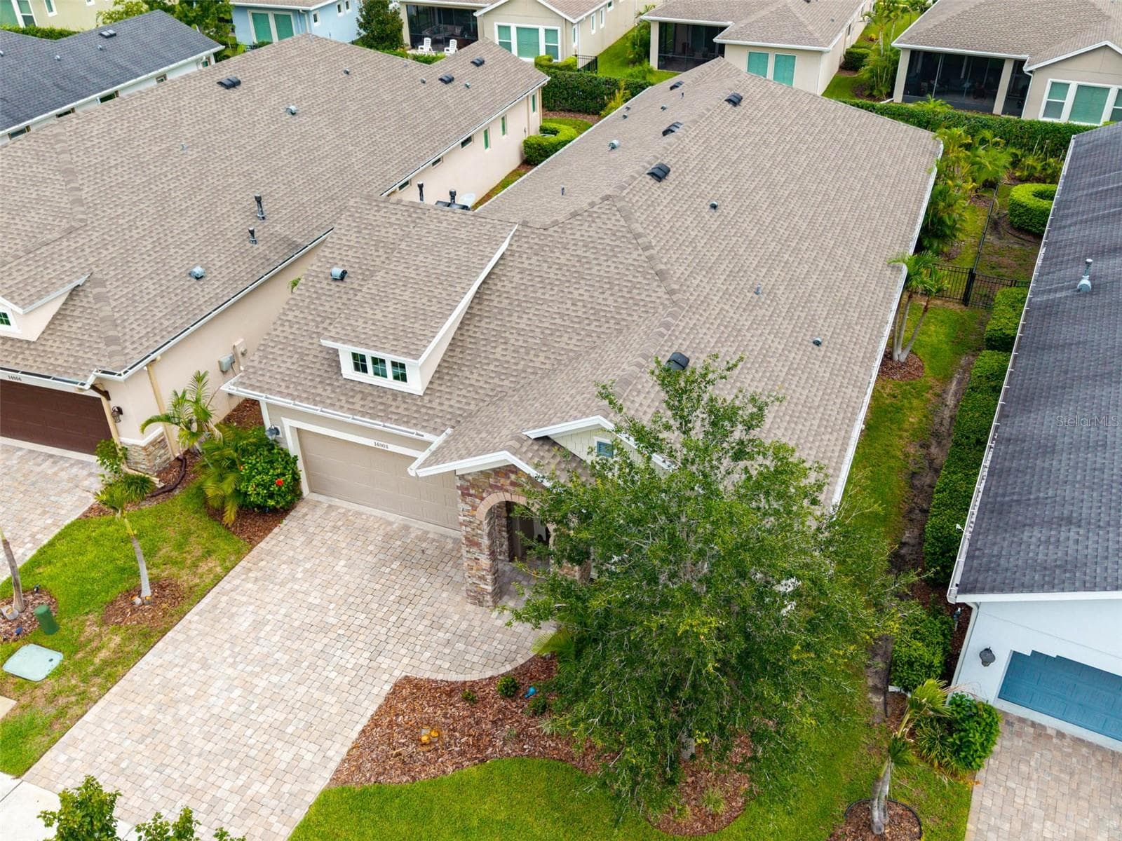 Beautiful Lorenzo Craftsman Elevation with Pavered Drive, Walkway & Covered Front Porch - 14008 SWALLOW HILL DR, LITHIA
