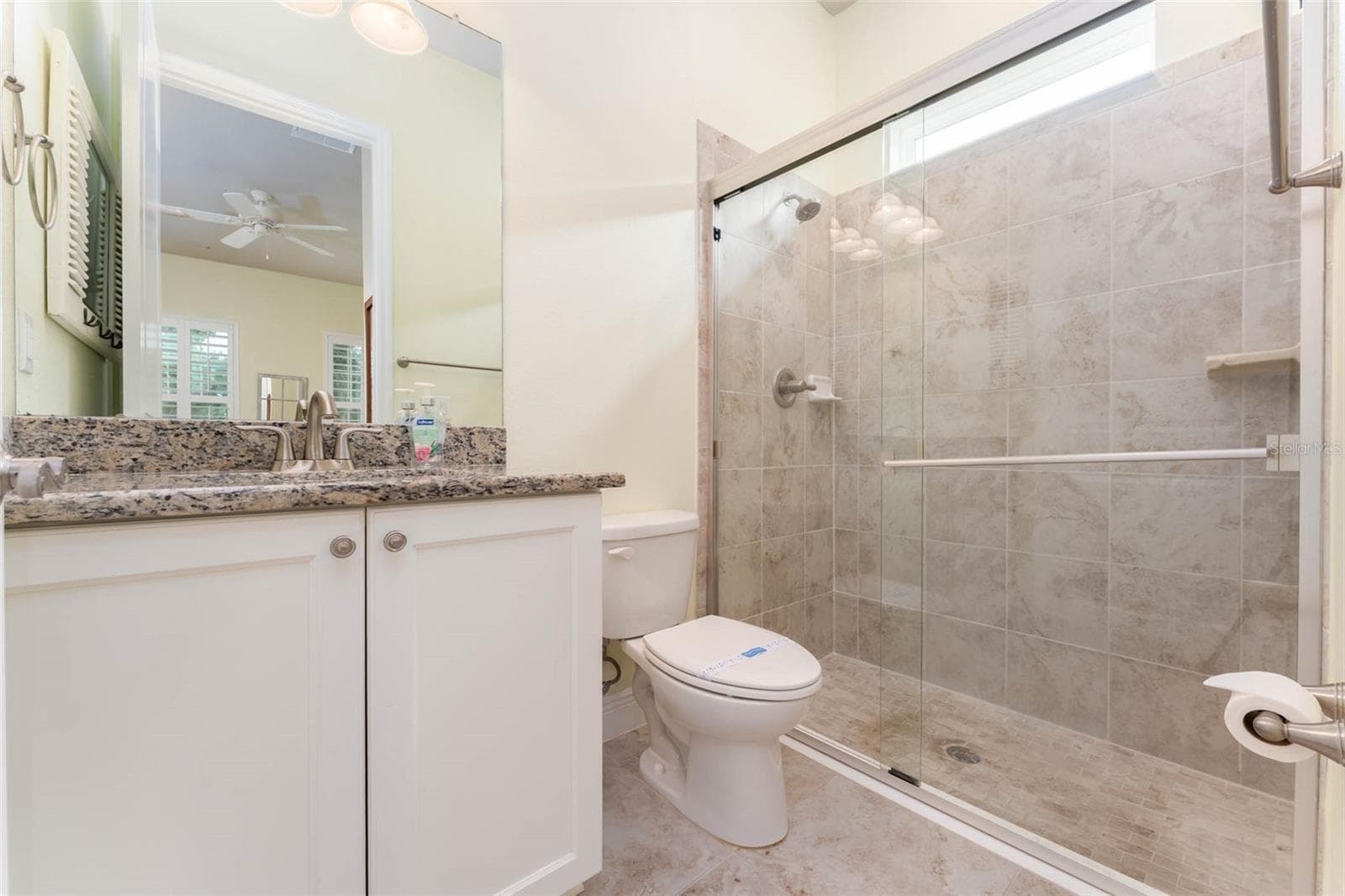 EnSuite Bath 2 - 14008 SWALLOW HILL DR, LITHIA