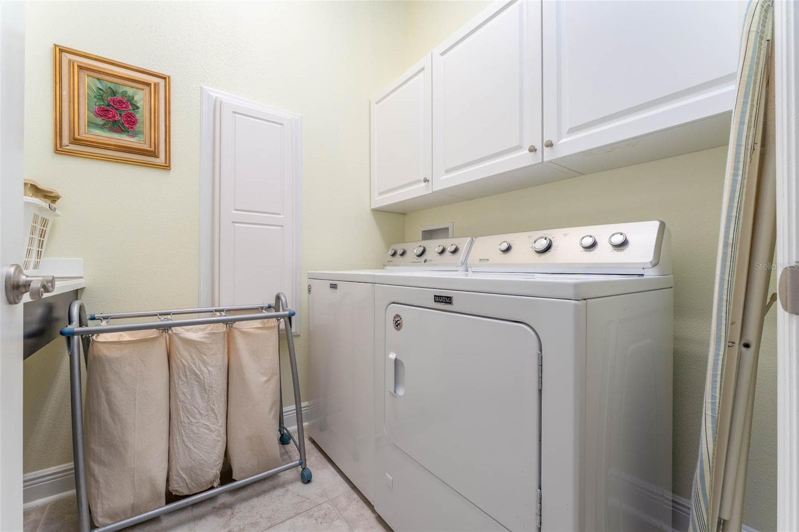 Laundry Room with Maytag Washer & Dryer, Built in Cabinetry, Laundry Sink & Folding Table - 14008 SWALLOW HILL DR, LITHIA