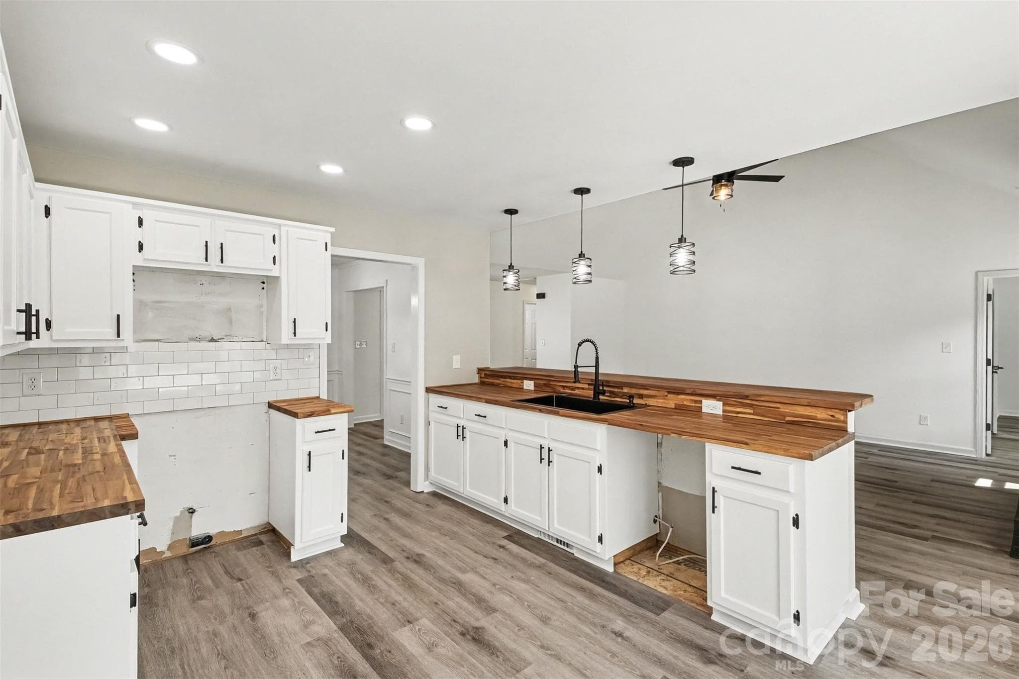 Next buyer can choose appliances - 8379 Harvell Road, Stanfield