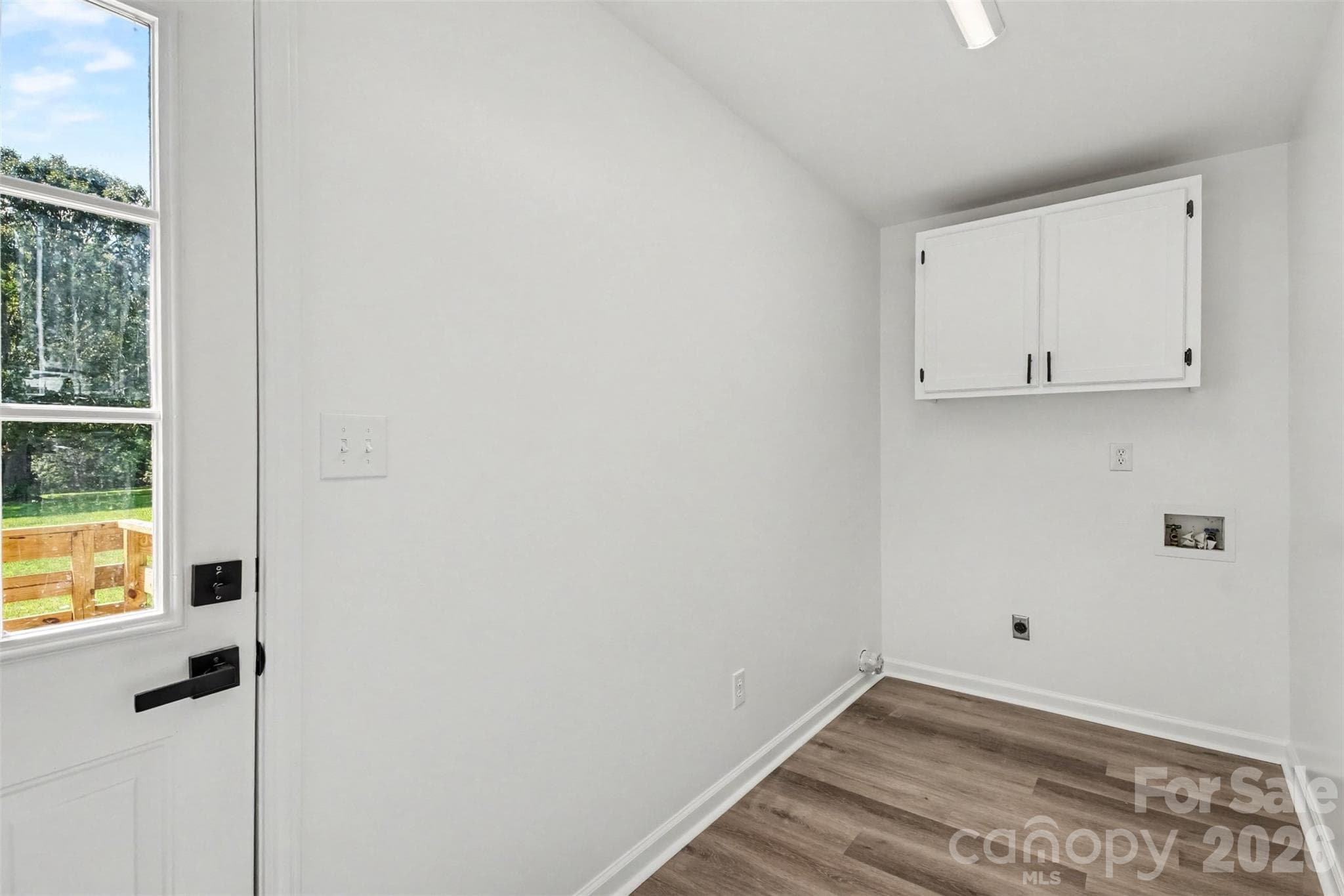 Laundry room - 8379 Harvell Road, Stanfield