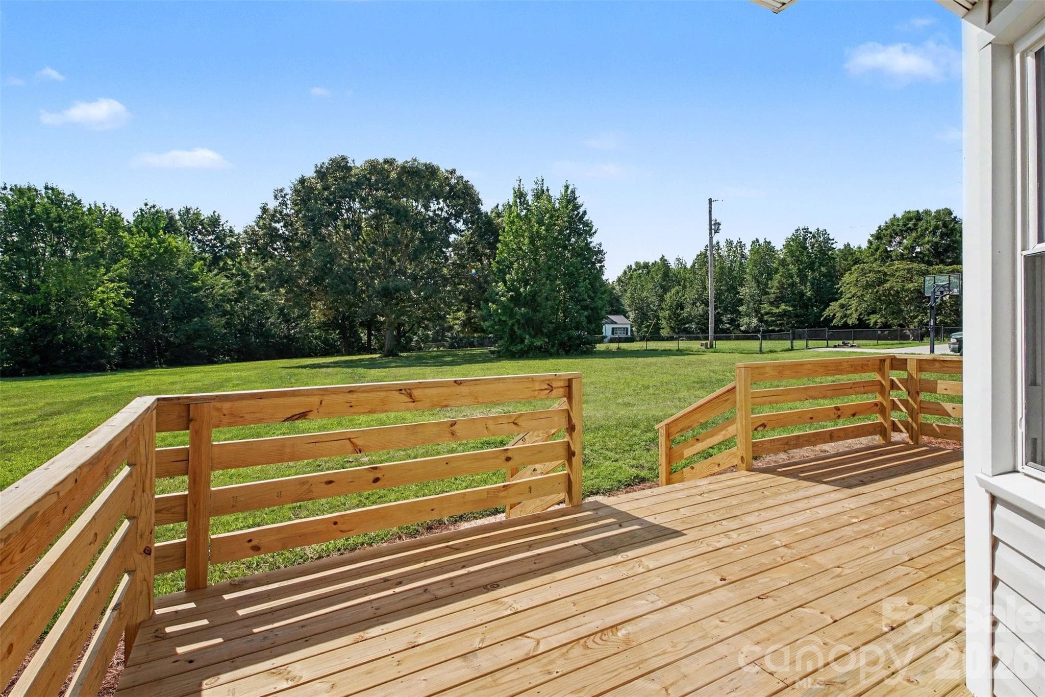 Beautiful new deck - 8379 Harvell Road, Stanfield